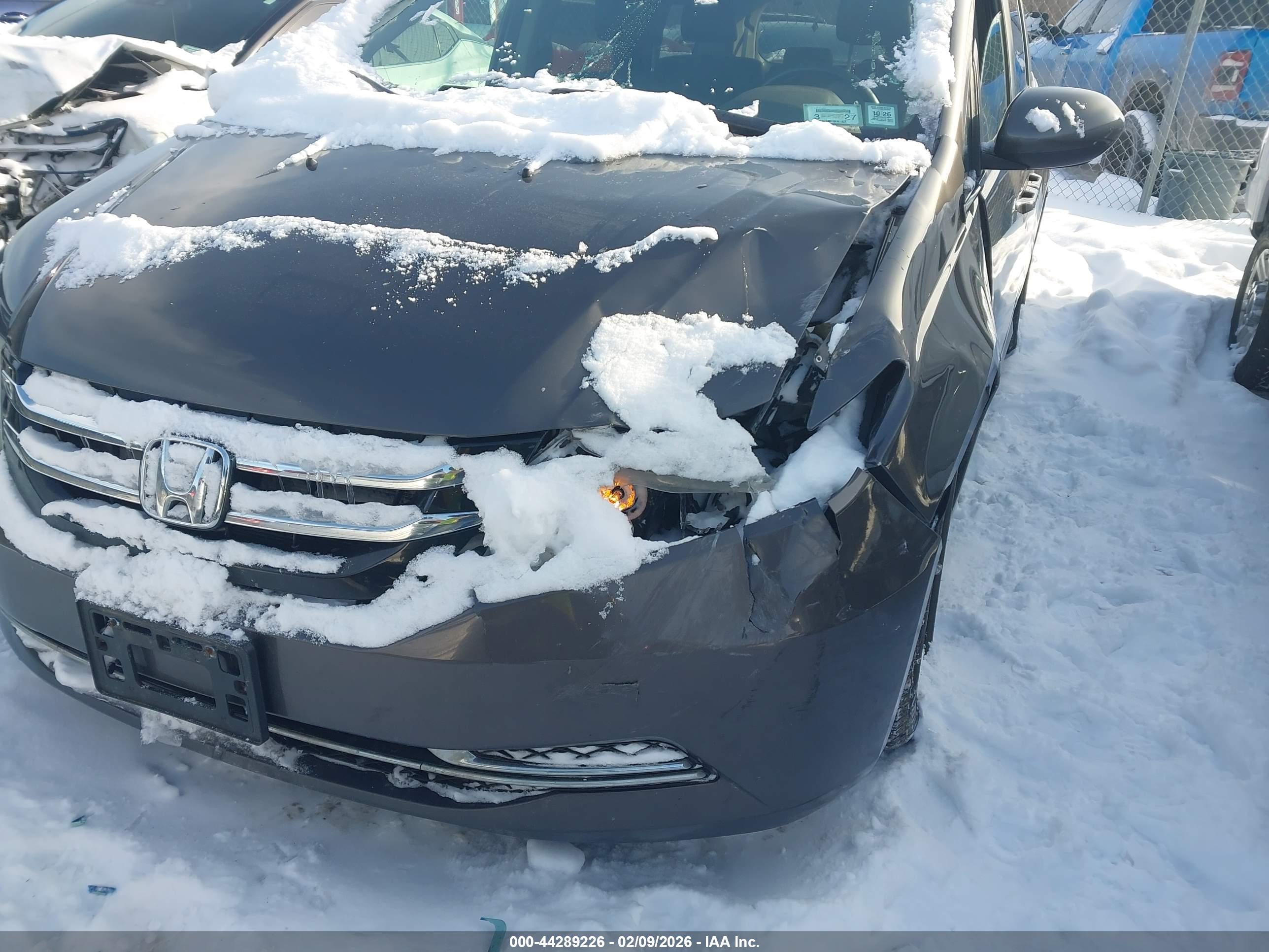 HONDA ODYSSEY image 6