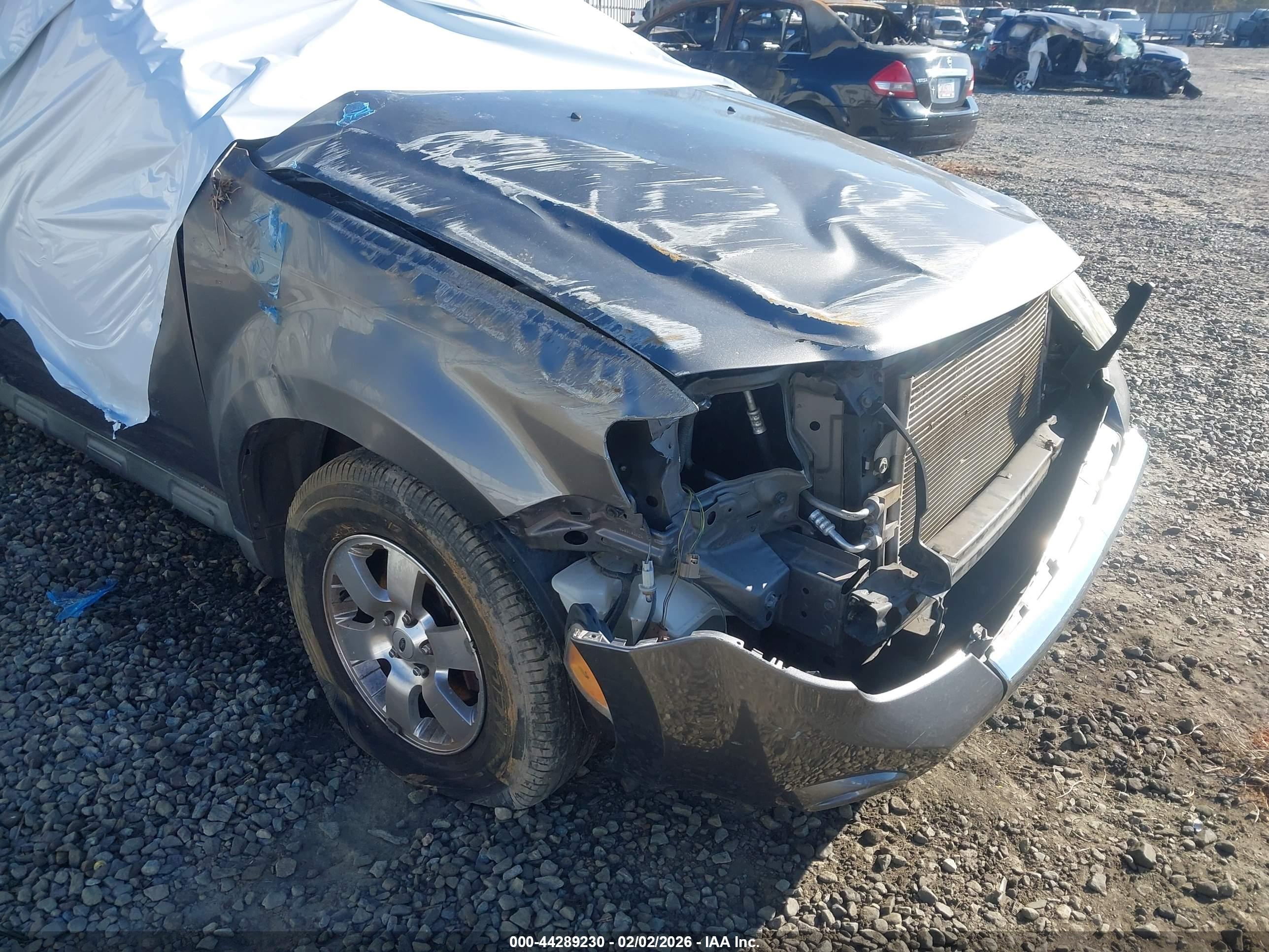 FORD ESCAPE image 6