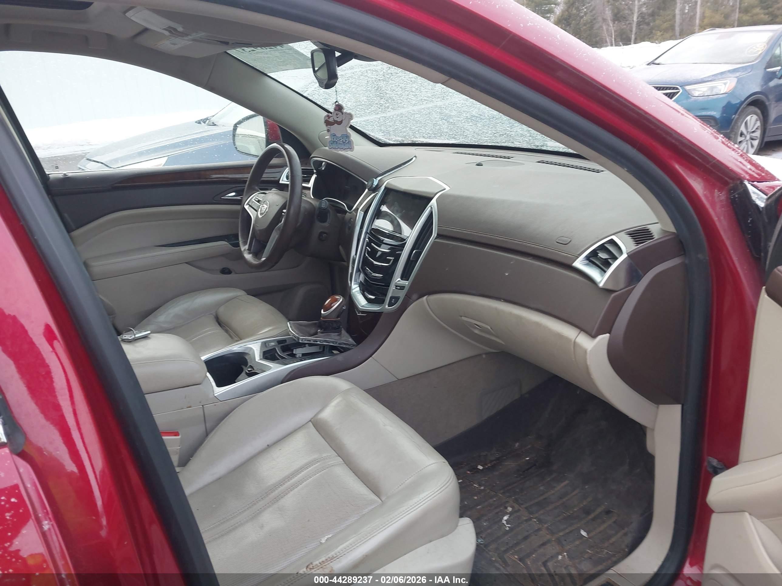CADILLAC SRX image 5