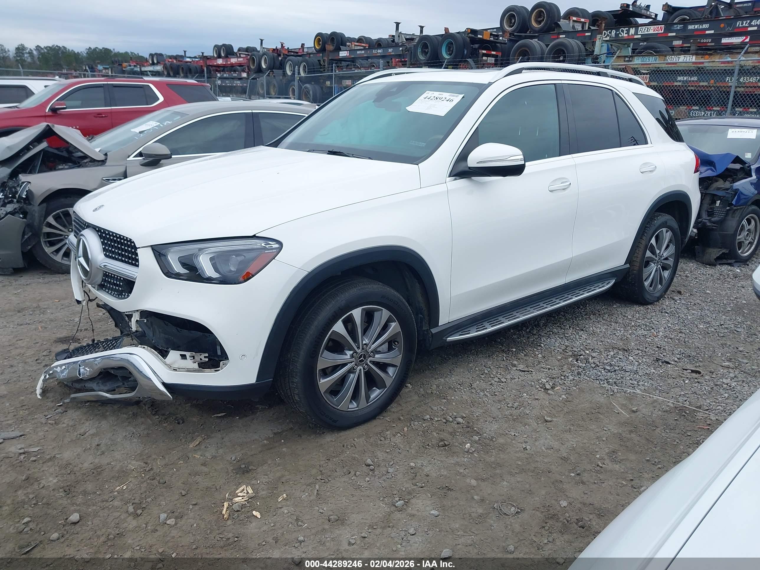 MERCEDES-BENZ GLE image 2