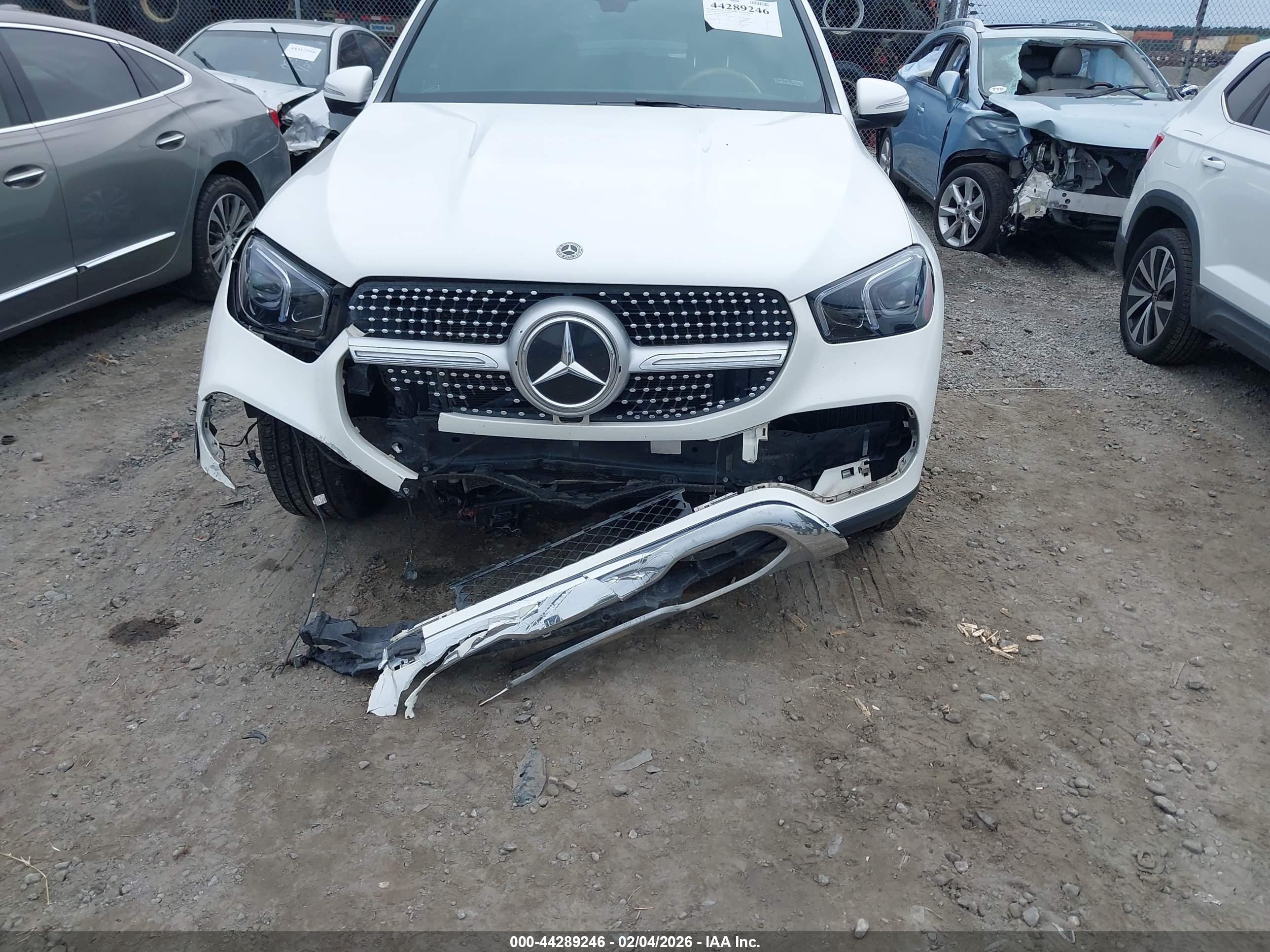 MERCEDES-BENZ GLE image 6