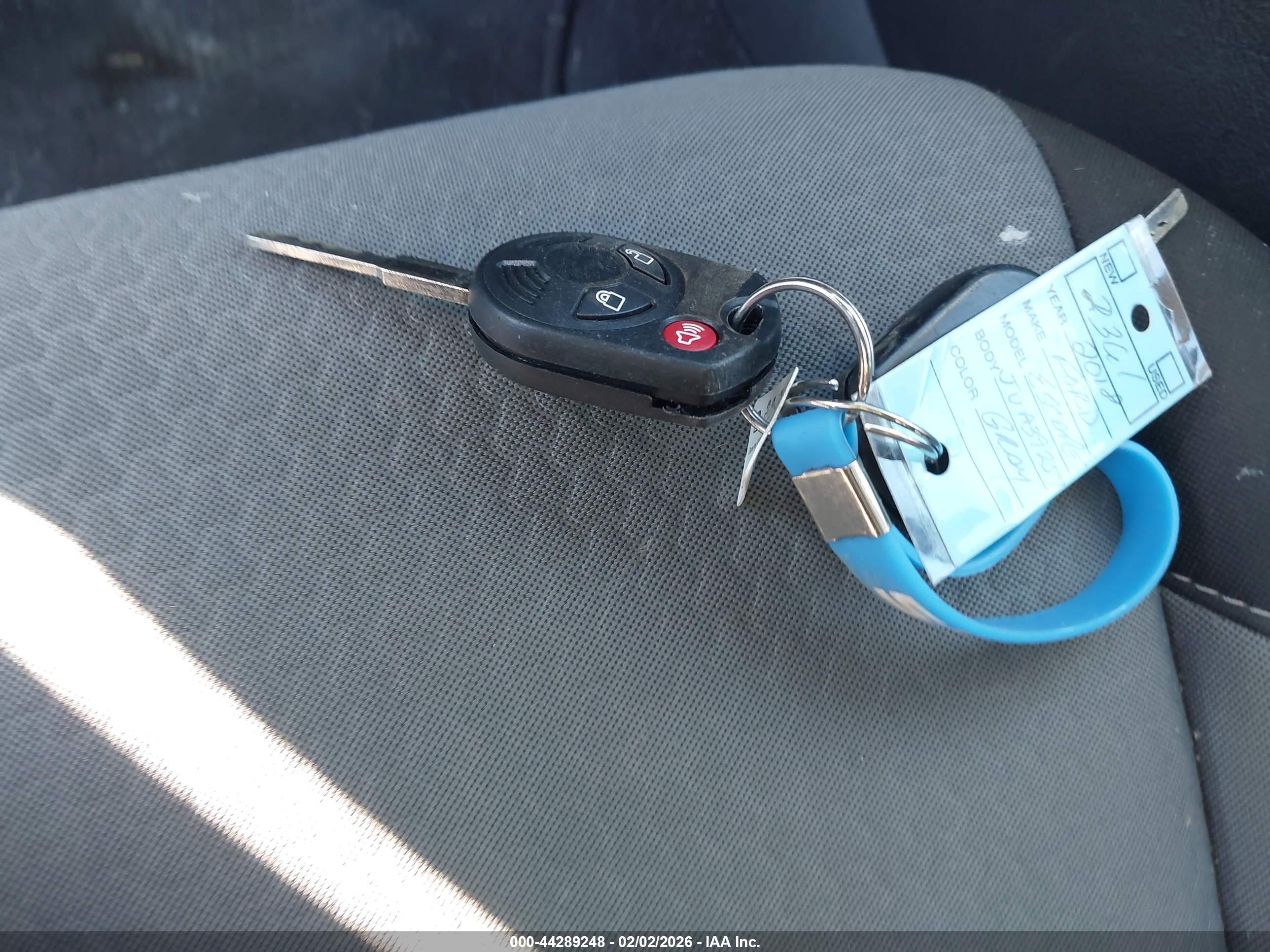 FORD ESCAPE image 11