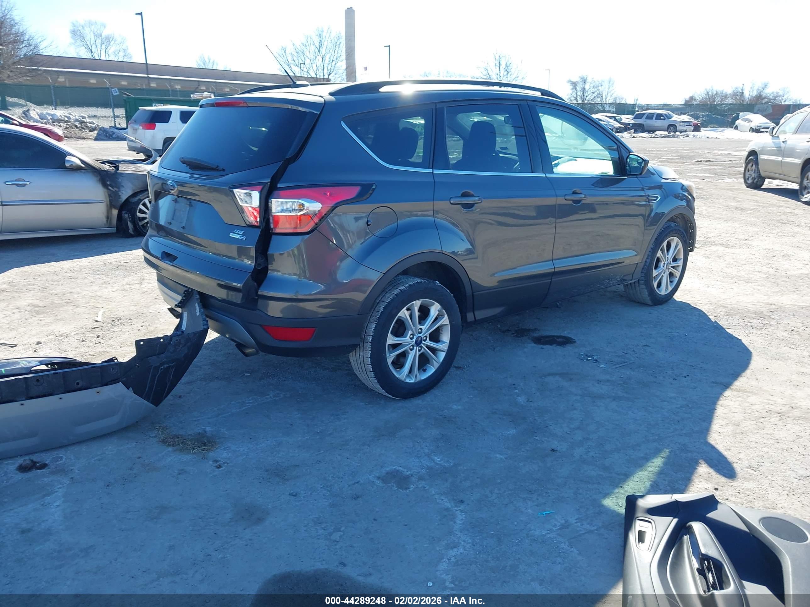 FORD ESCAPE image 4
