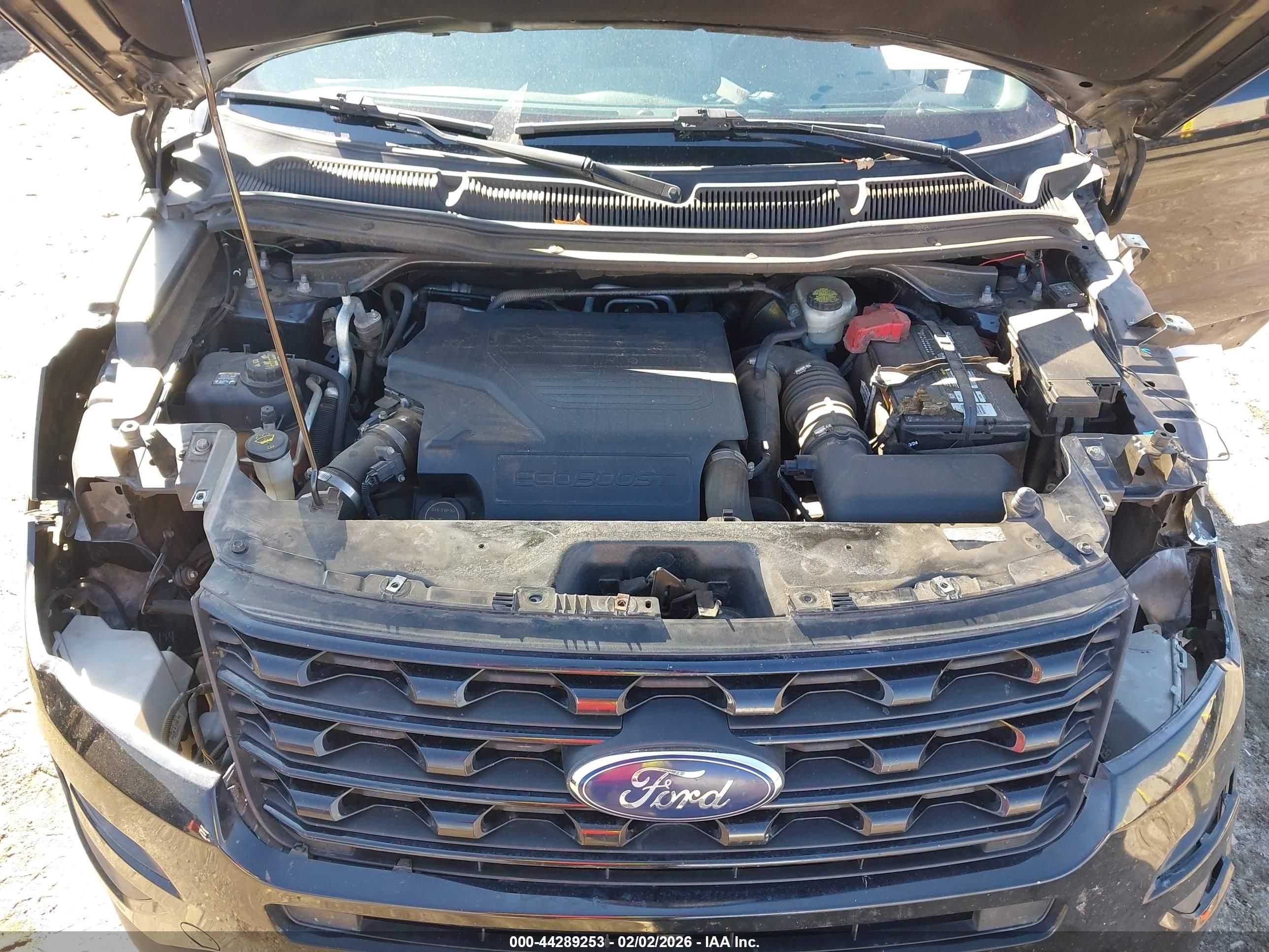 FORD EXPLORER image 10