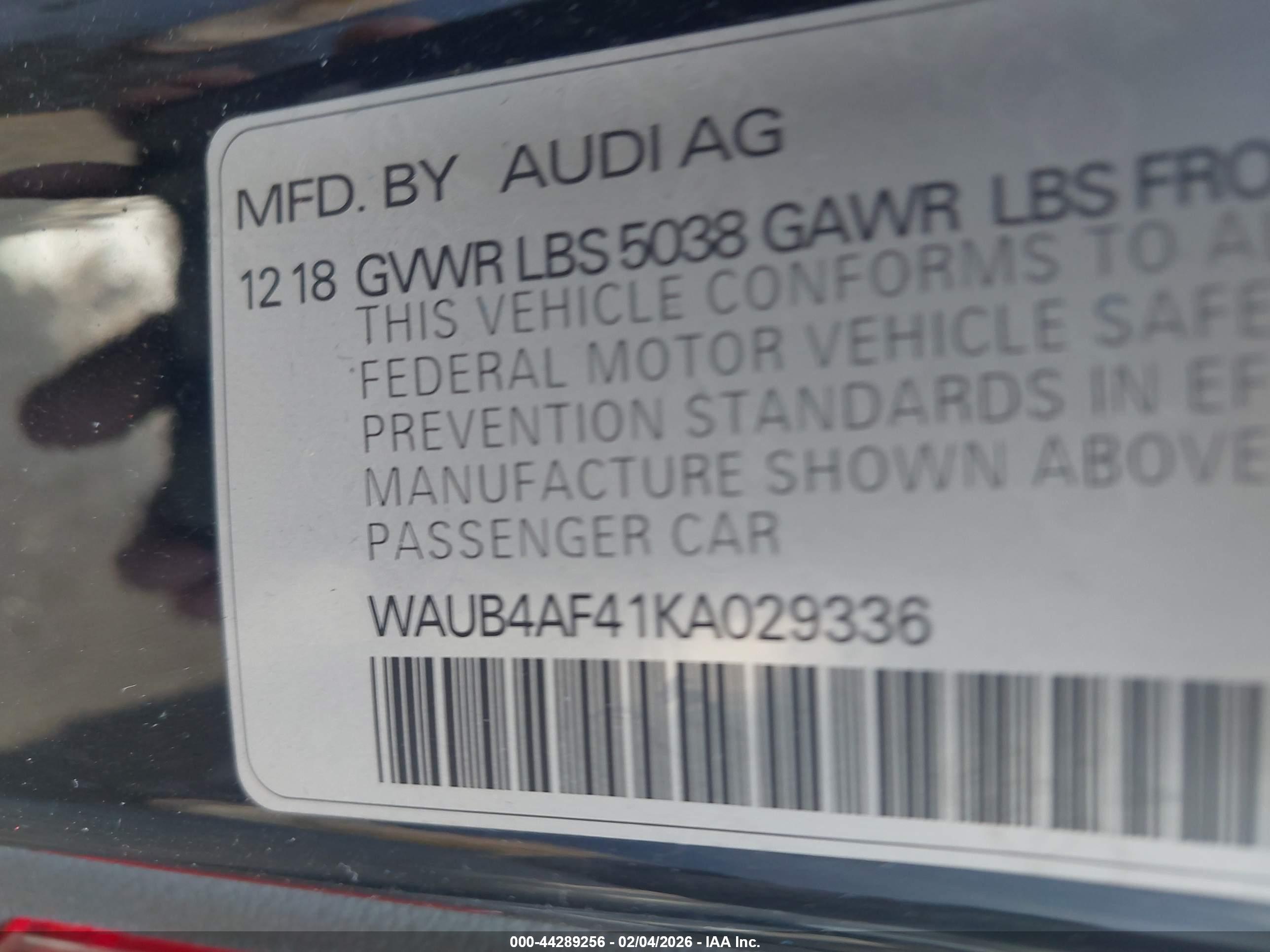 AUDI S4 image 9
