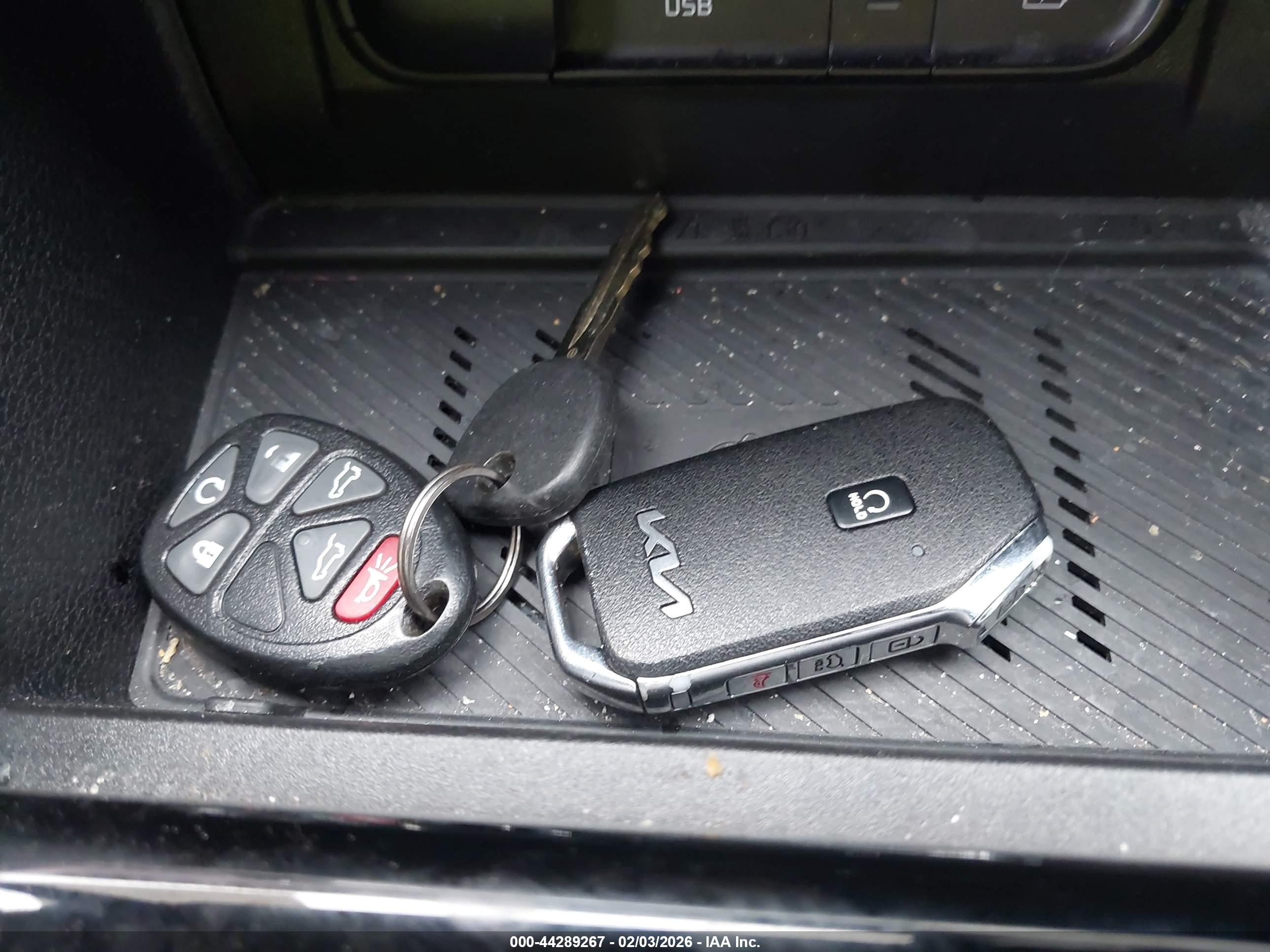 KIA SPORTAGE image 11