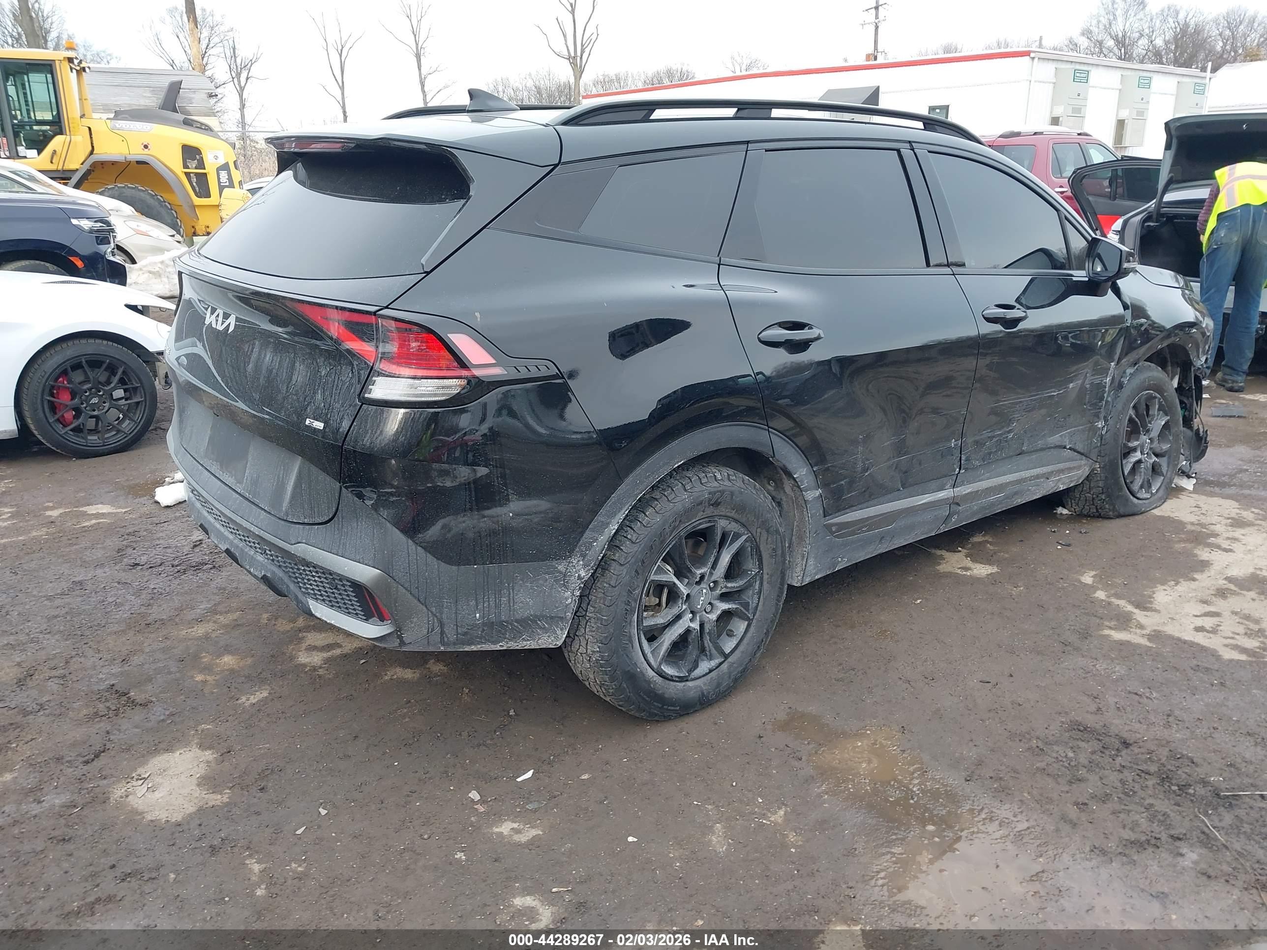 KIA SPORTAGE image 4