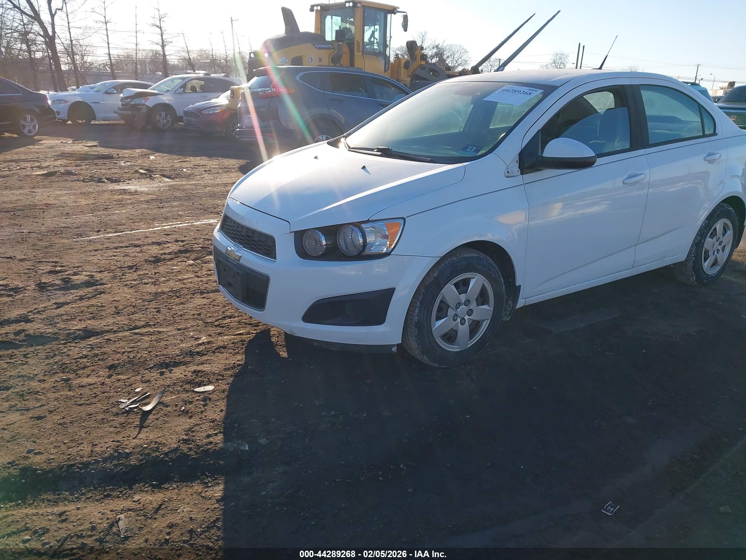 CHEVROLET SONIC image 2