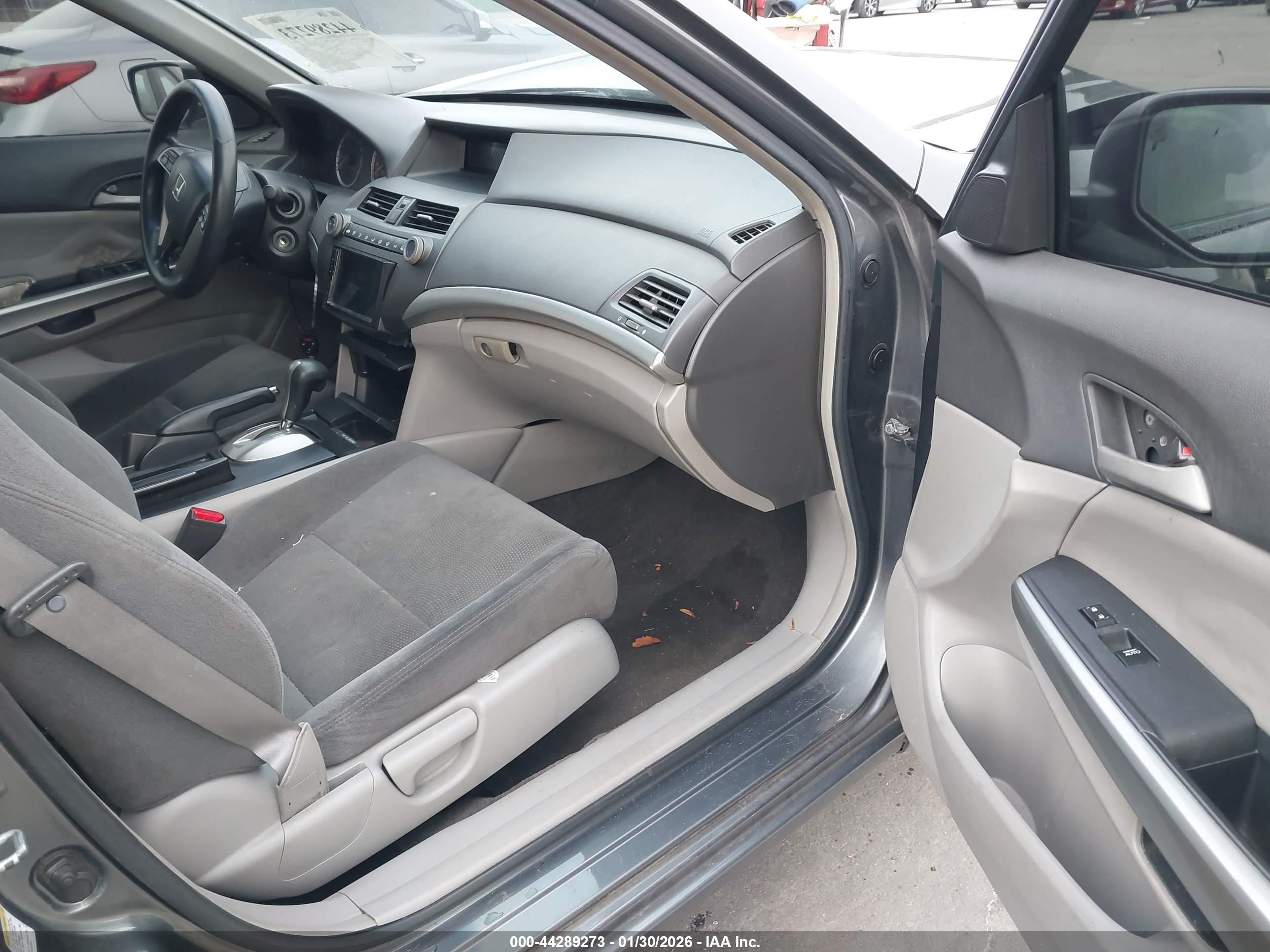 HONDA ACCORD image 5
