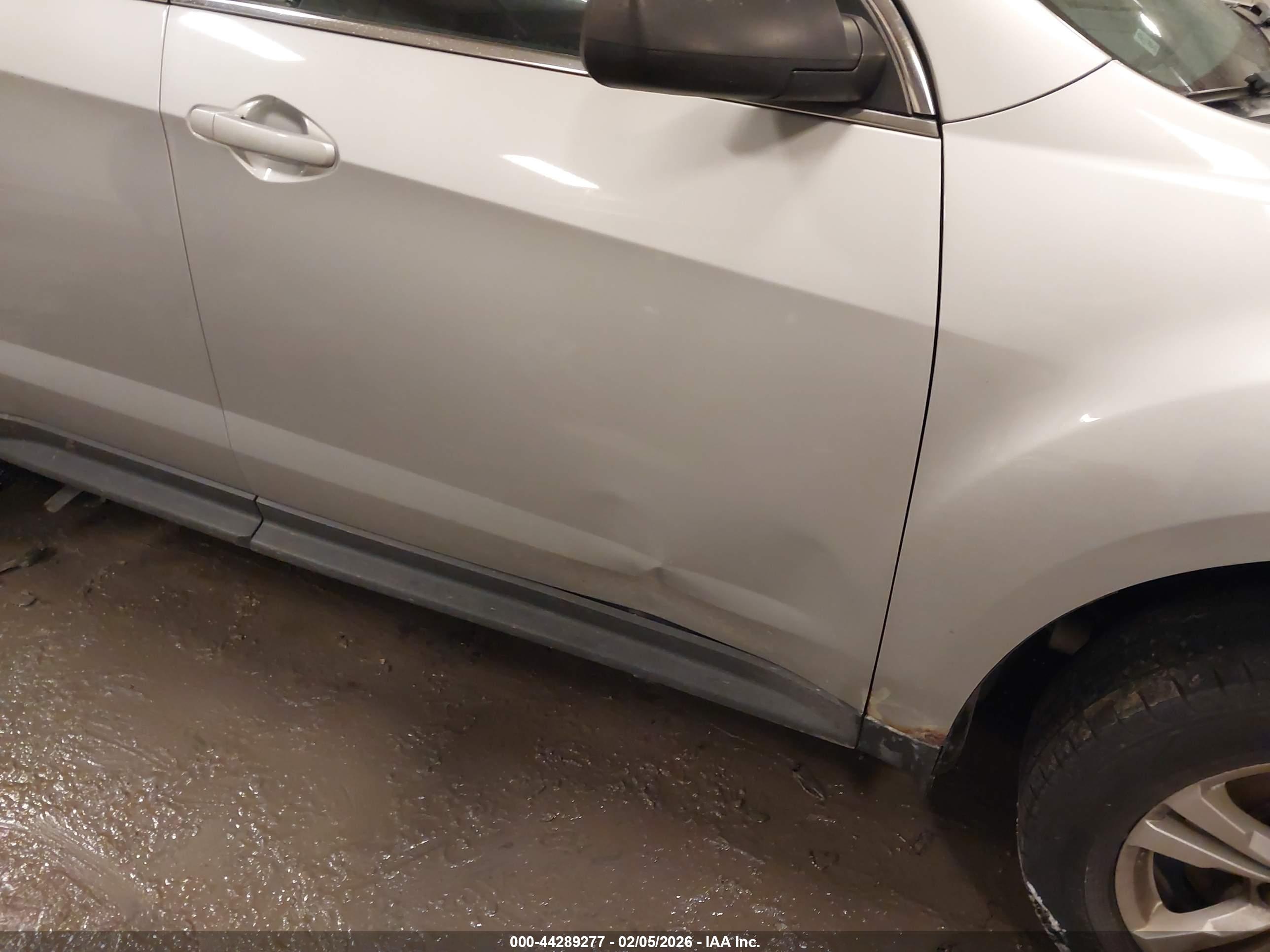 CHEVROLET EQUINOX image 6