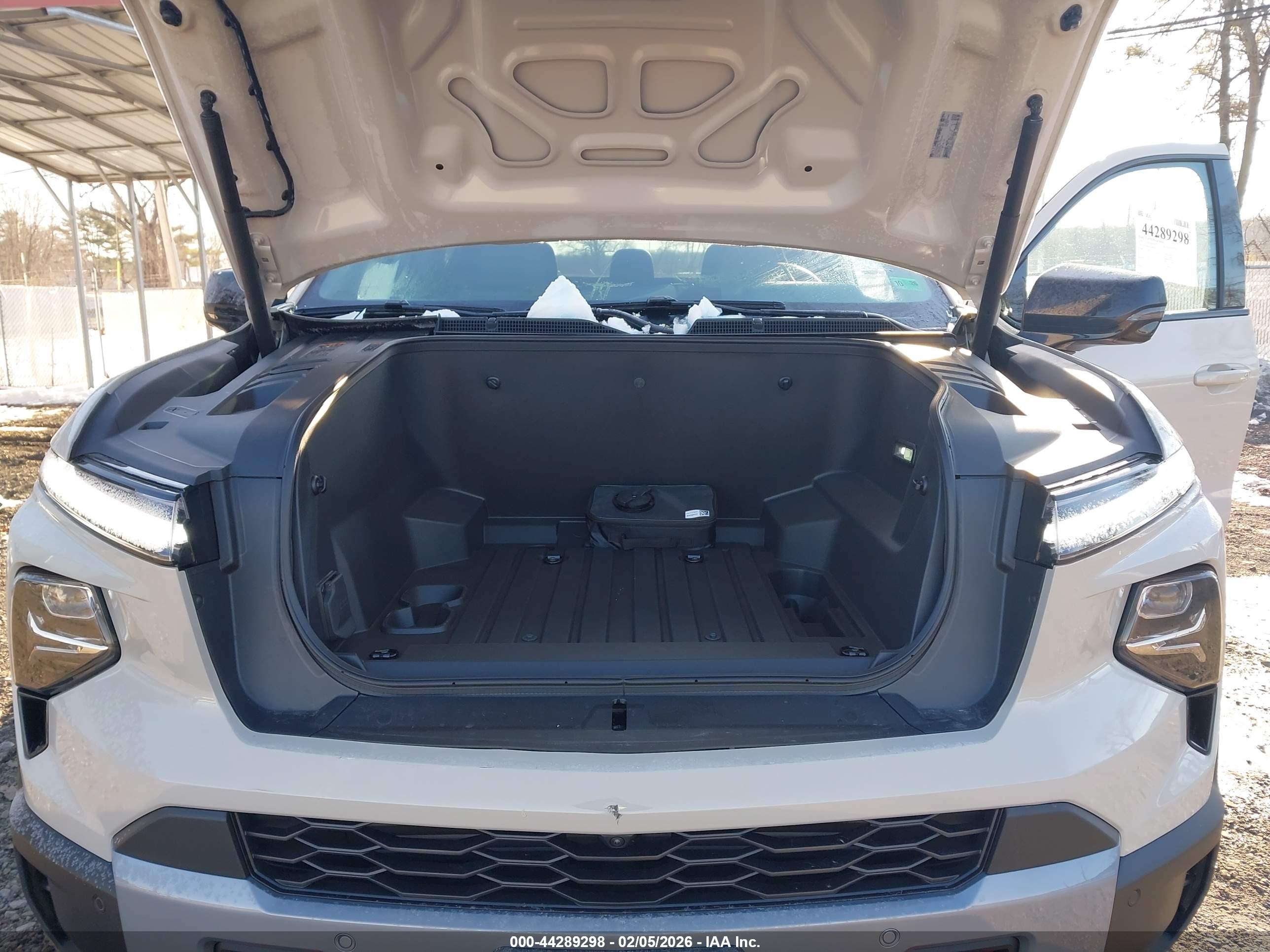 CHEVROLET SILVERADO image 10