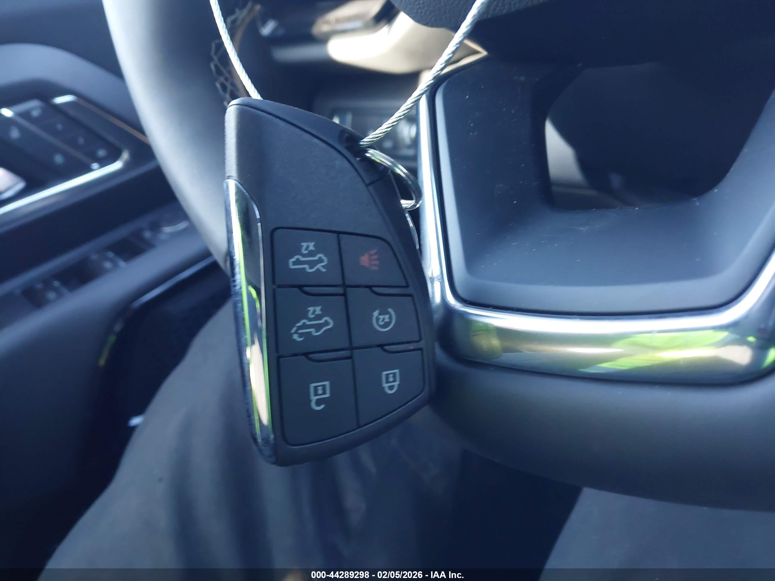 CHEVROLET SILVERADO image 11