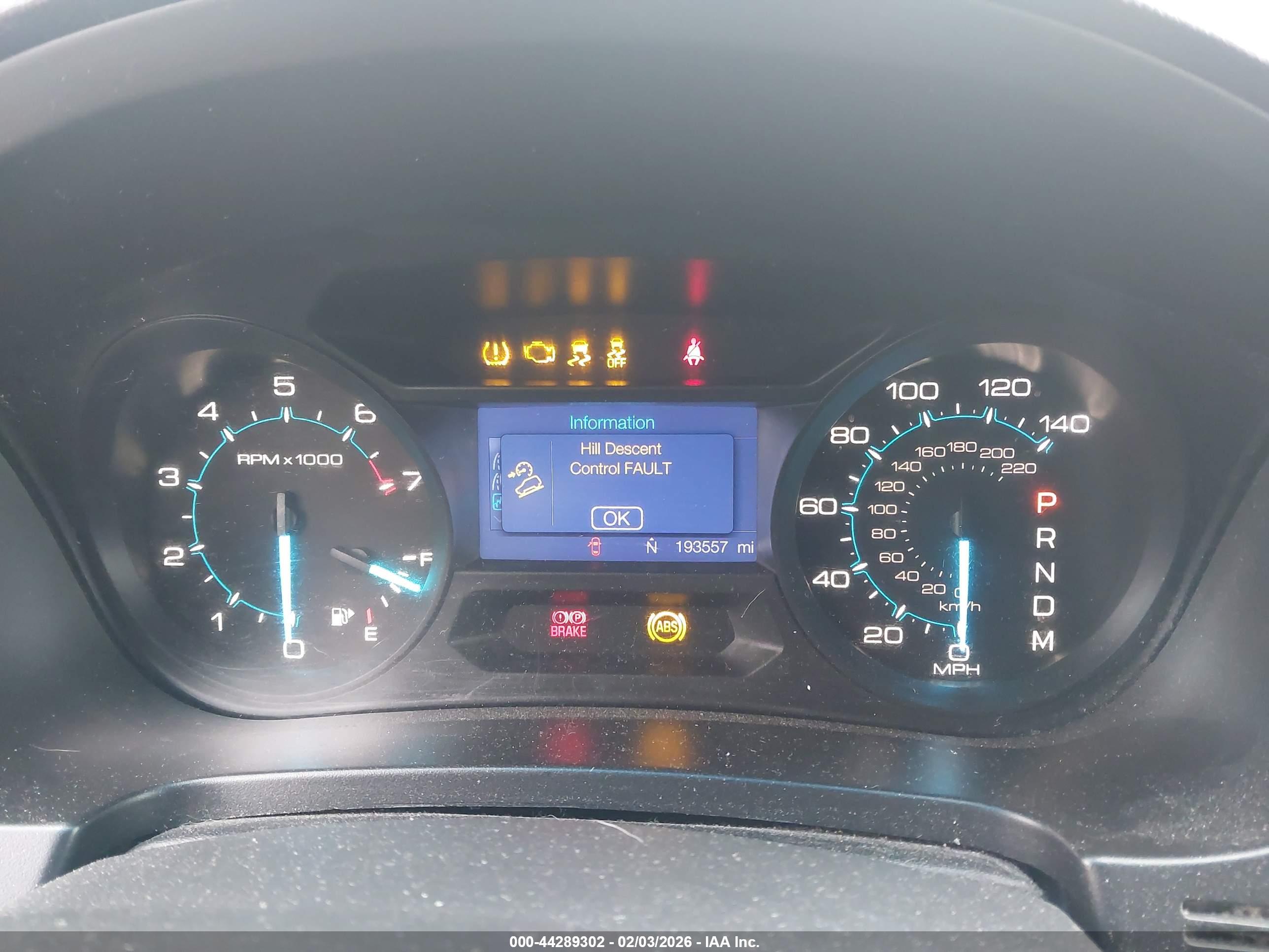 FORD EXPLORER image 7