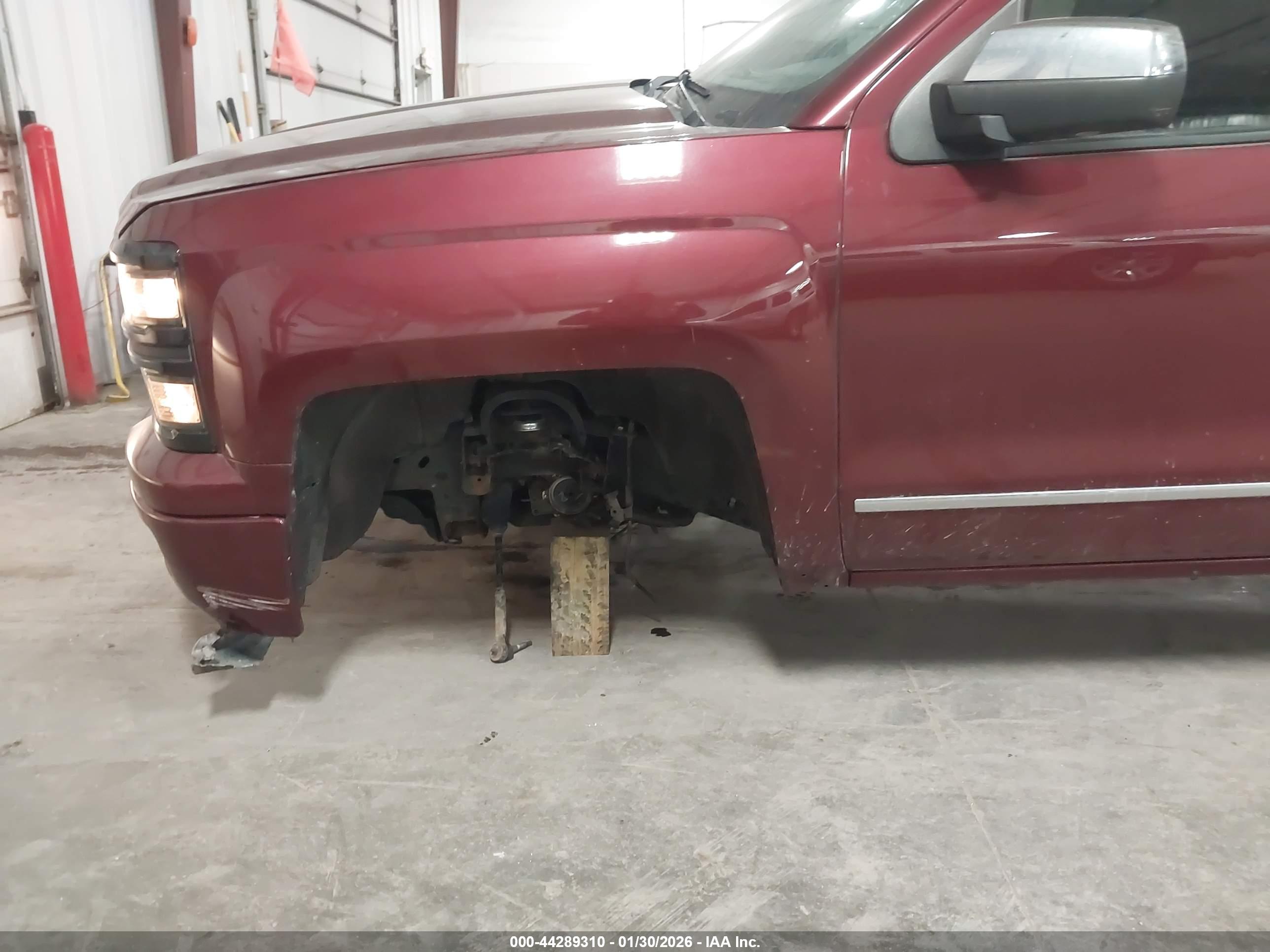 CHEVROLET SILVERADO image 6