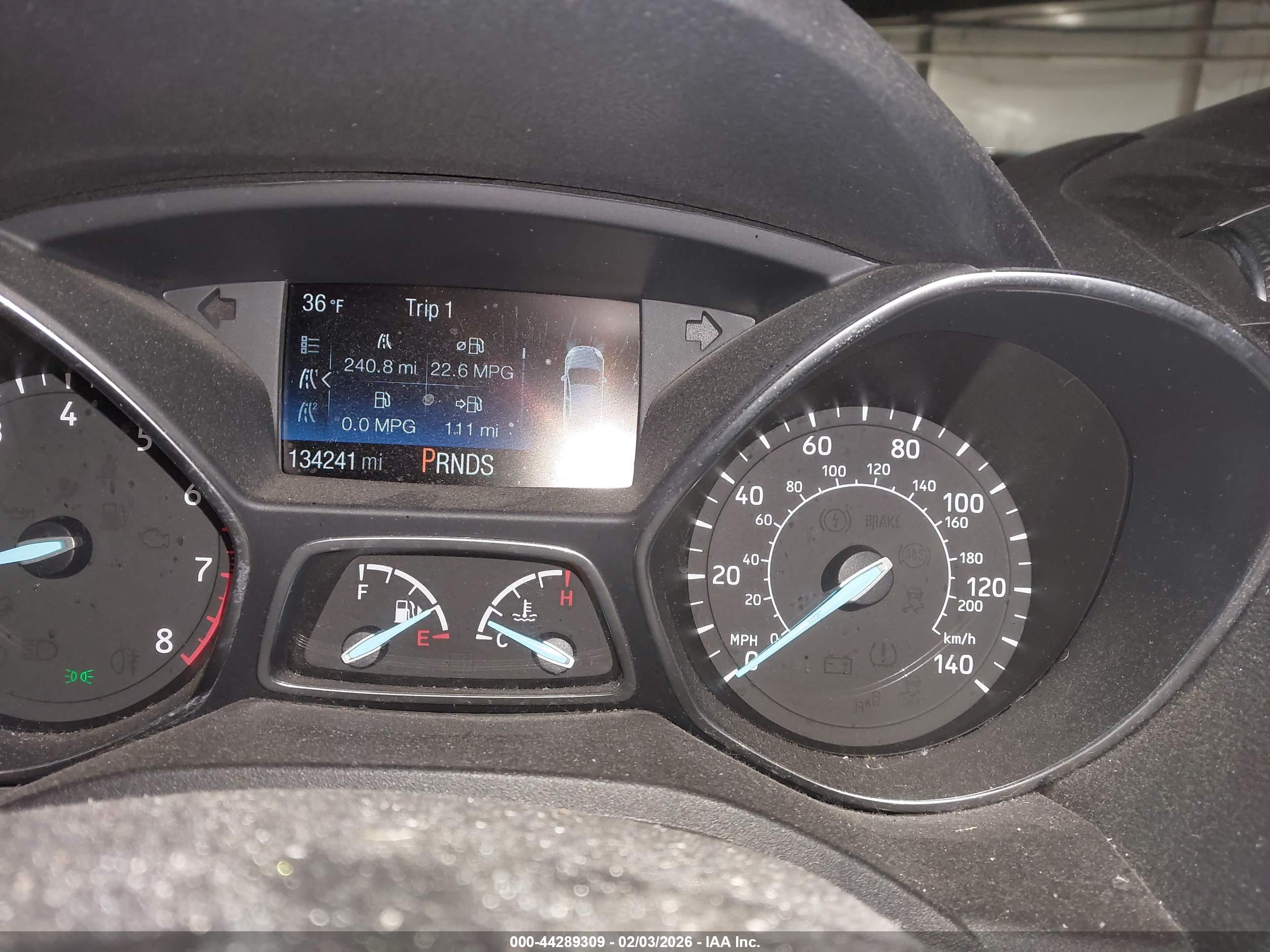 FORD ESCAPE image 7