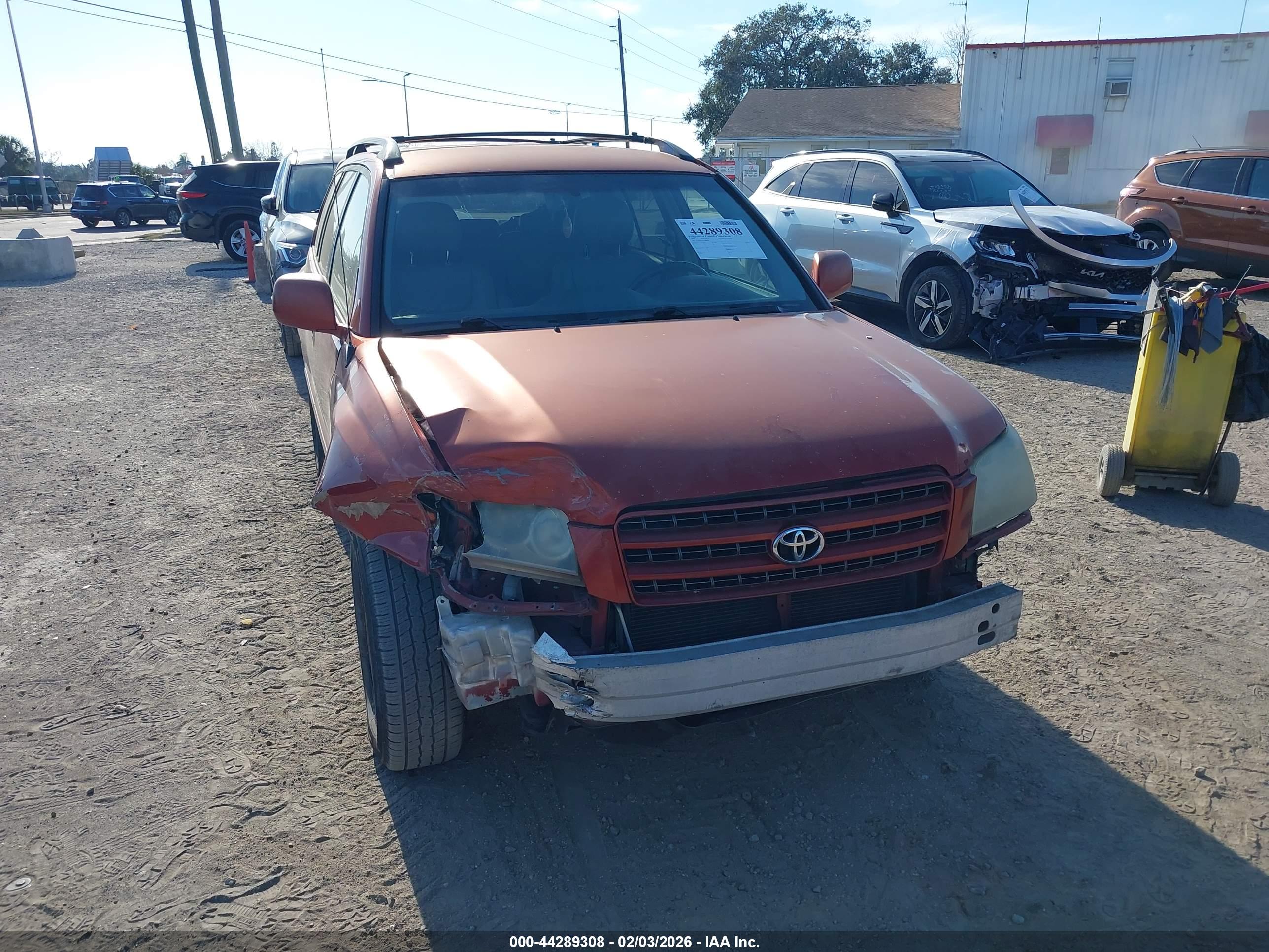 TOYOTA HIGHLANDER image 6