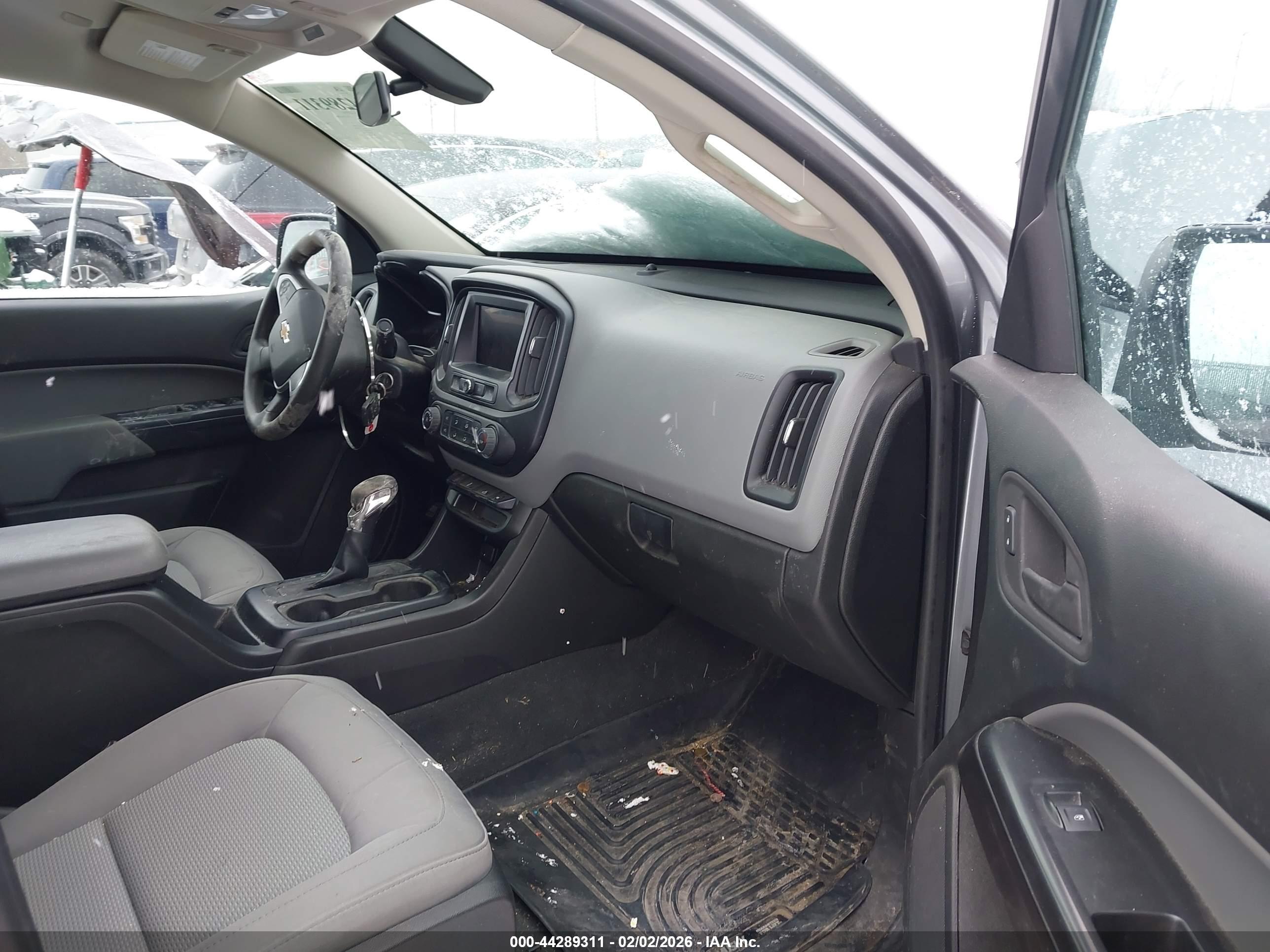 CHEVROLET COLORADO image 5
