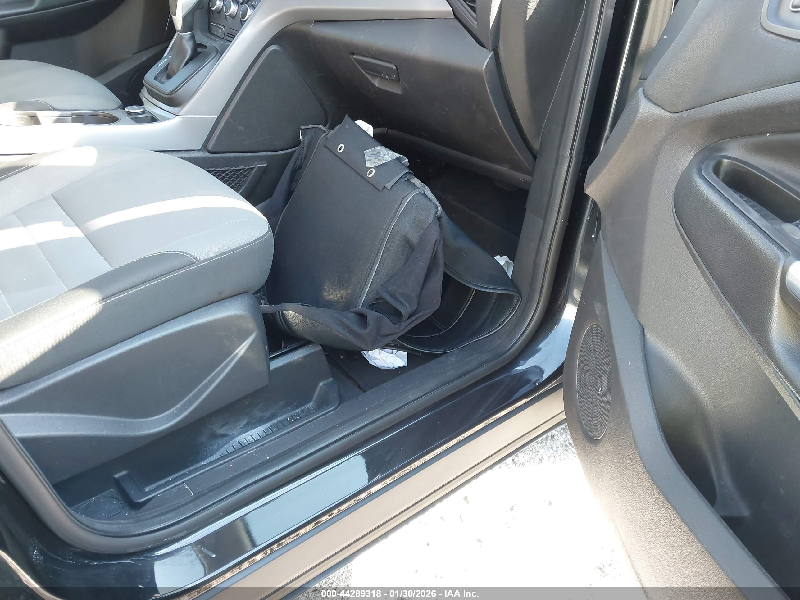 FORD ESCAPE image 5