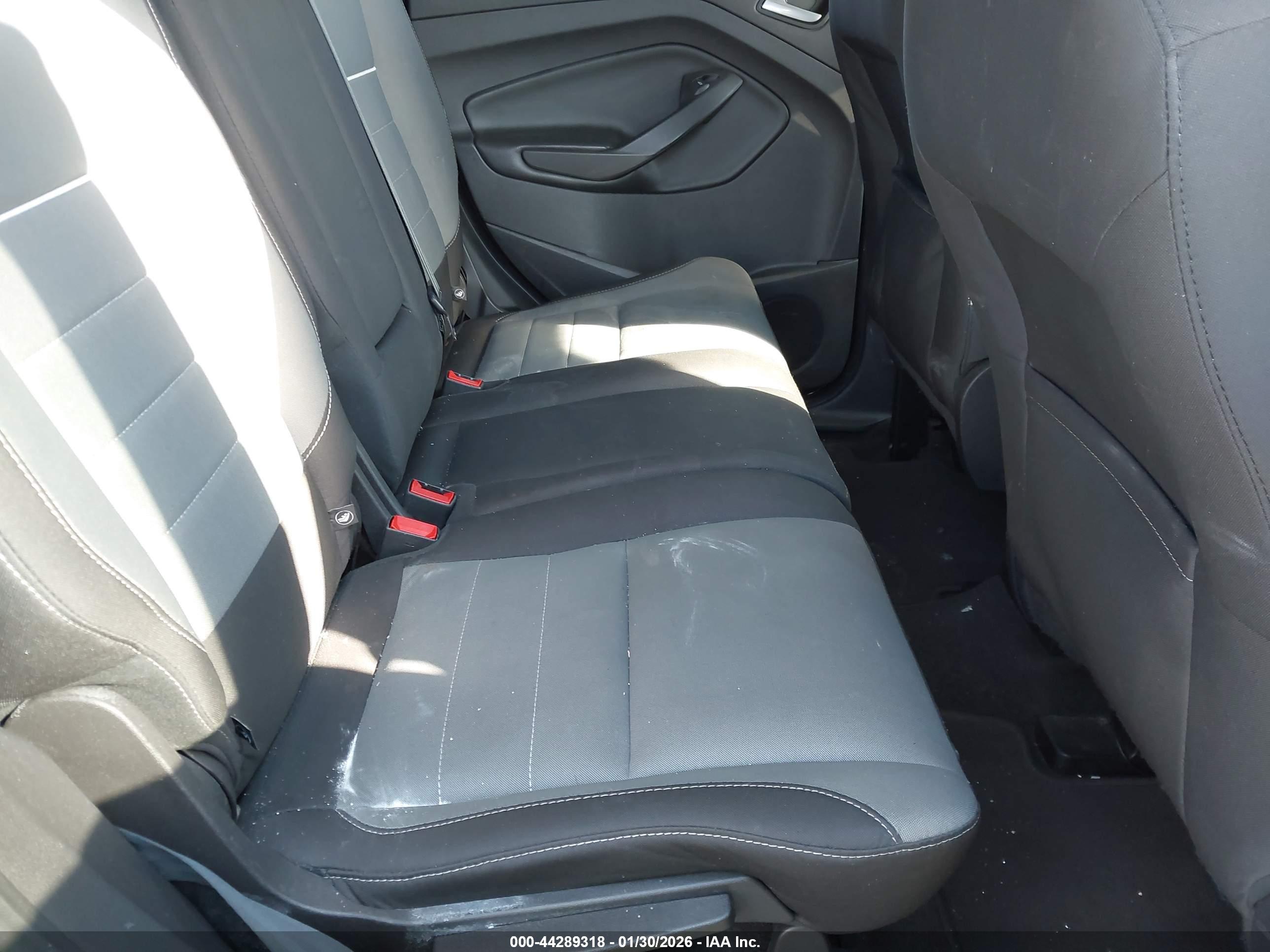 FORD ESCAPE image 8