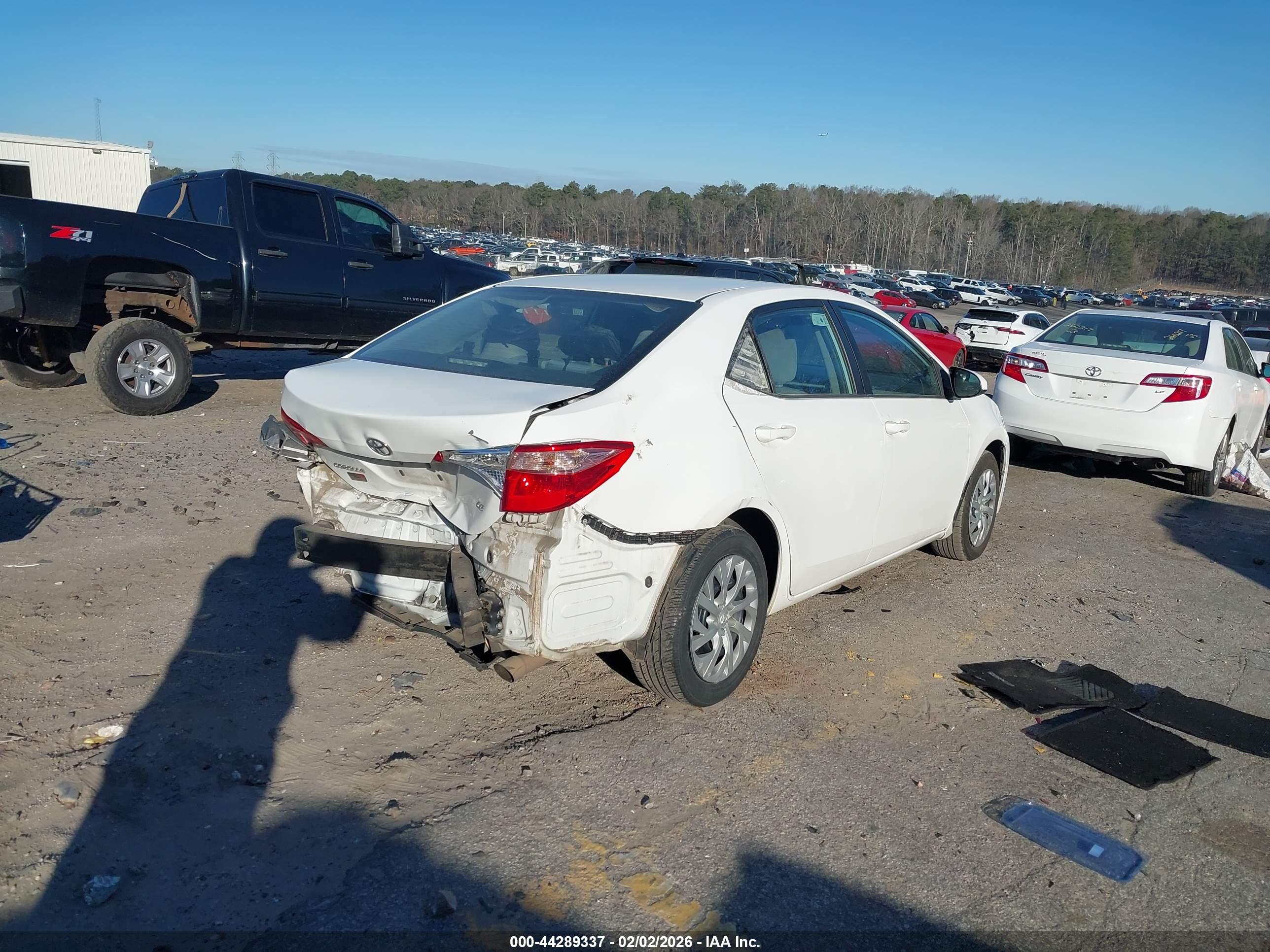 TOYOTA COROLLA image 4