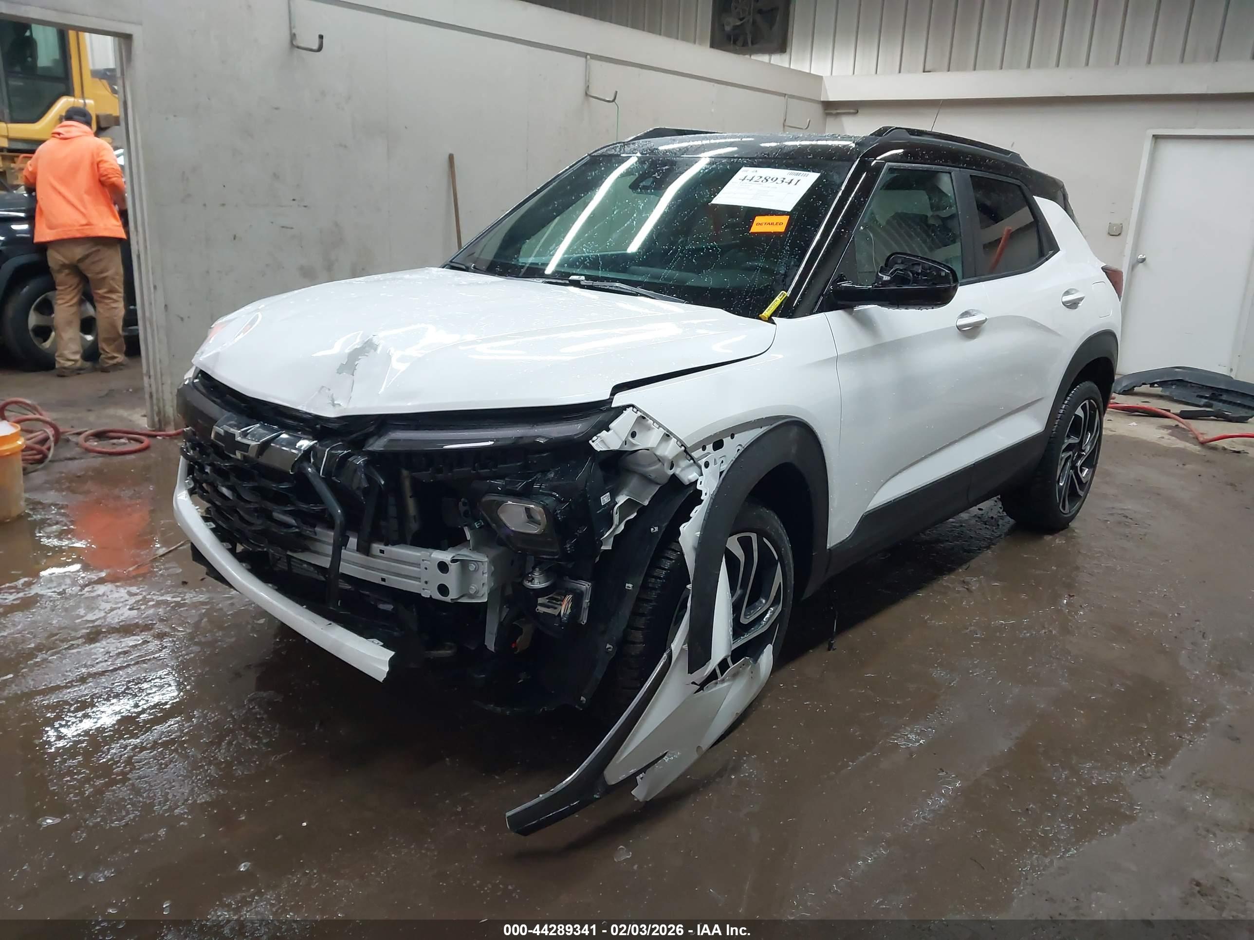 CHEVROLET TRAILBLAZER image 2