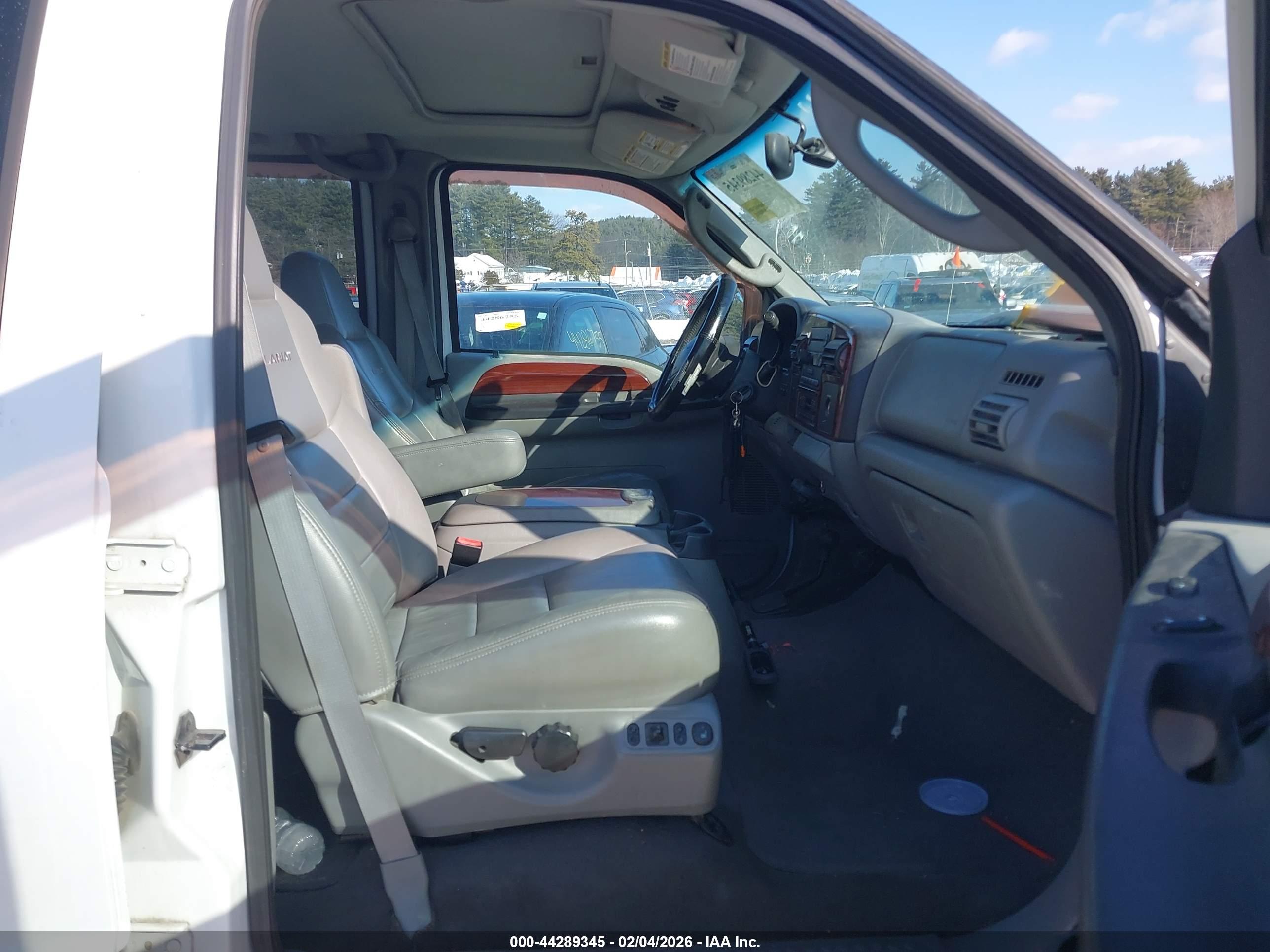 FORD F-350 image 5