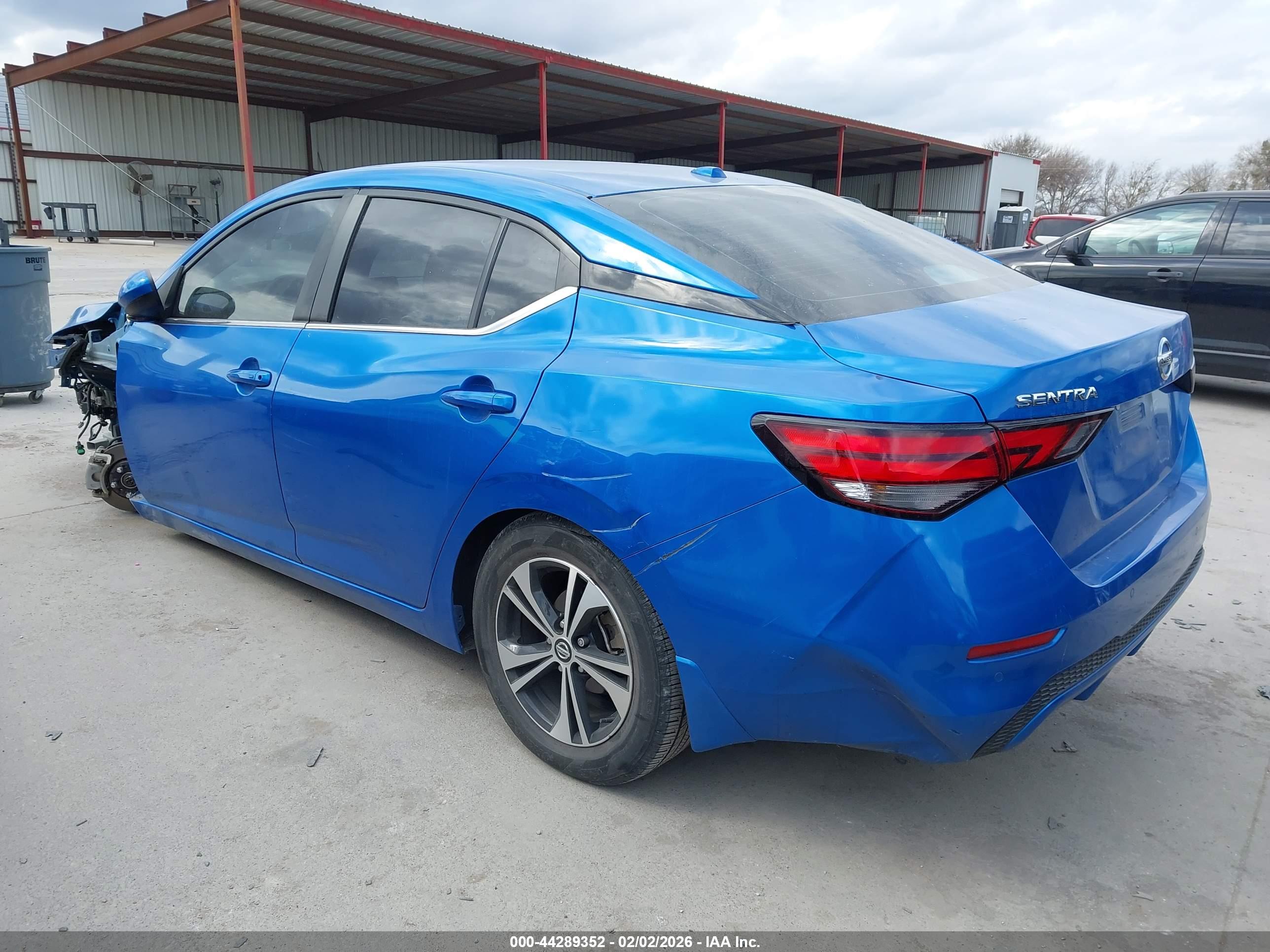 NISSAN SENTRA image 3