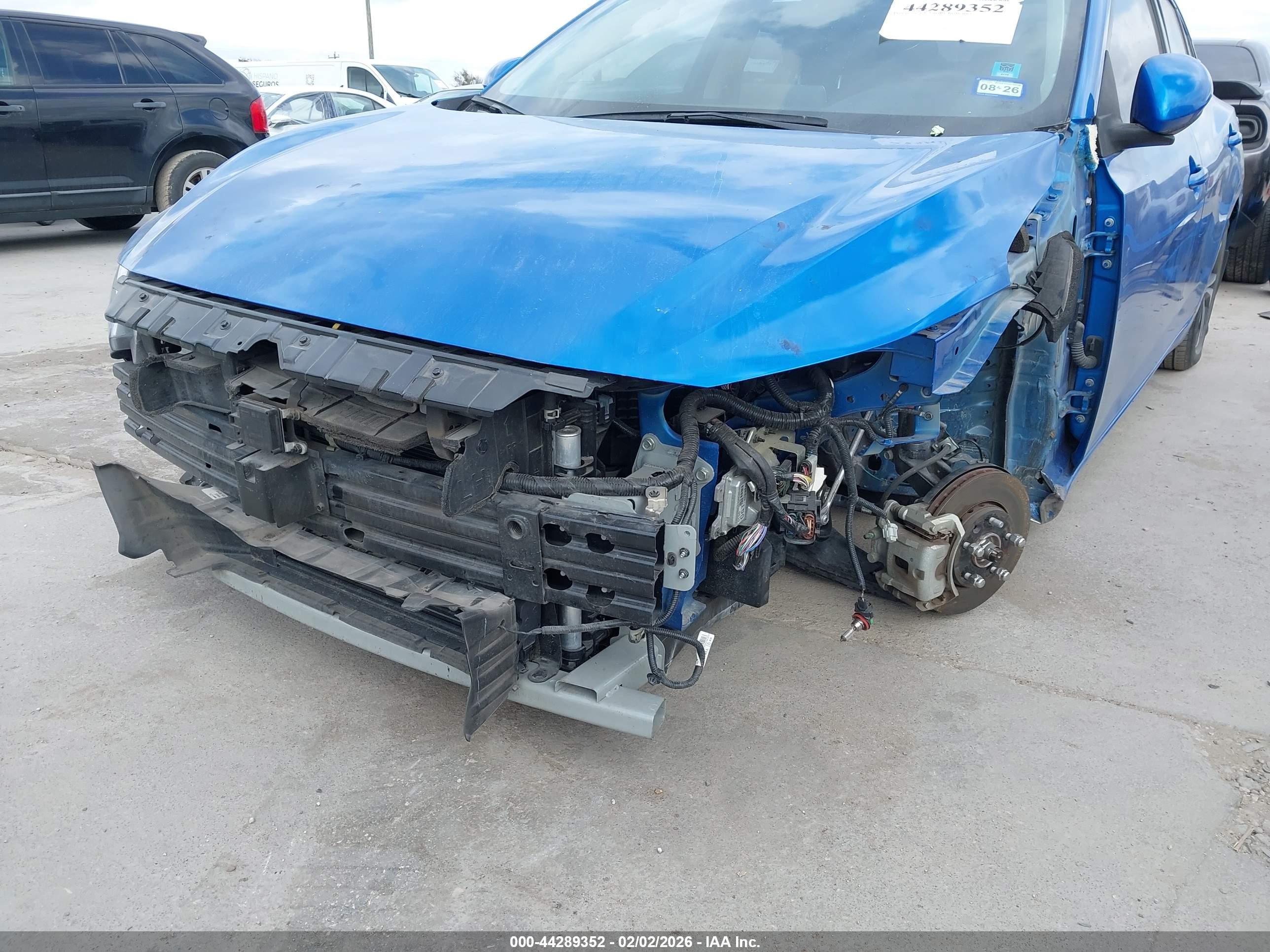 NISSAN SENTRA image 6