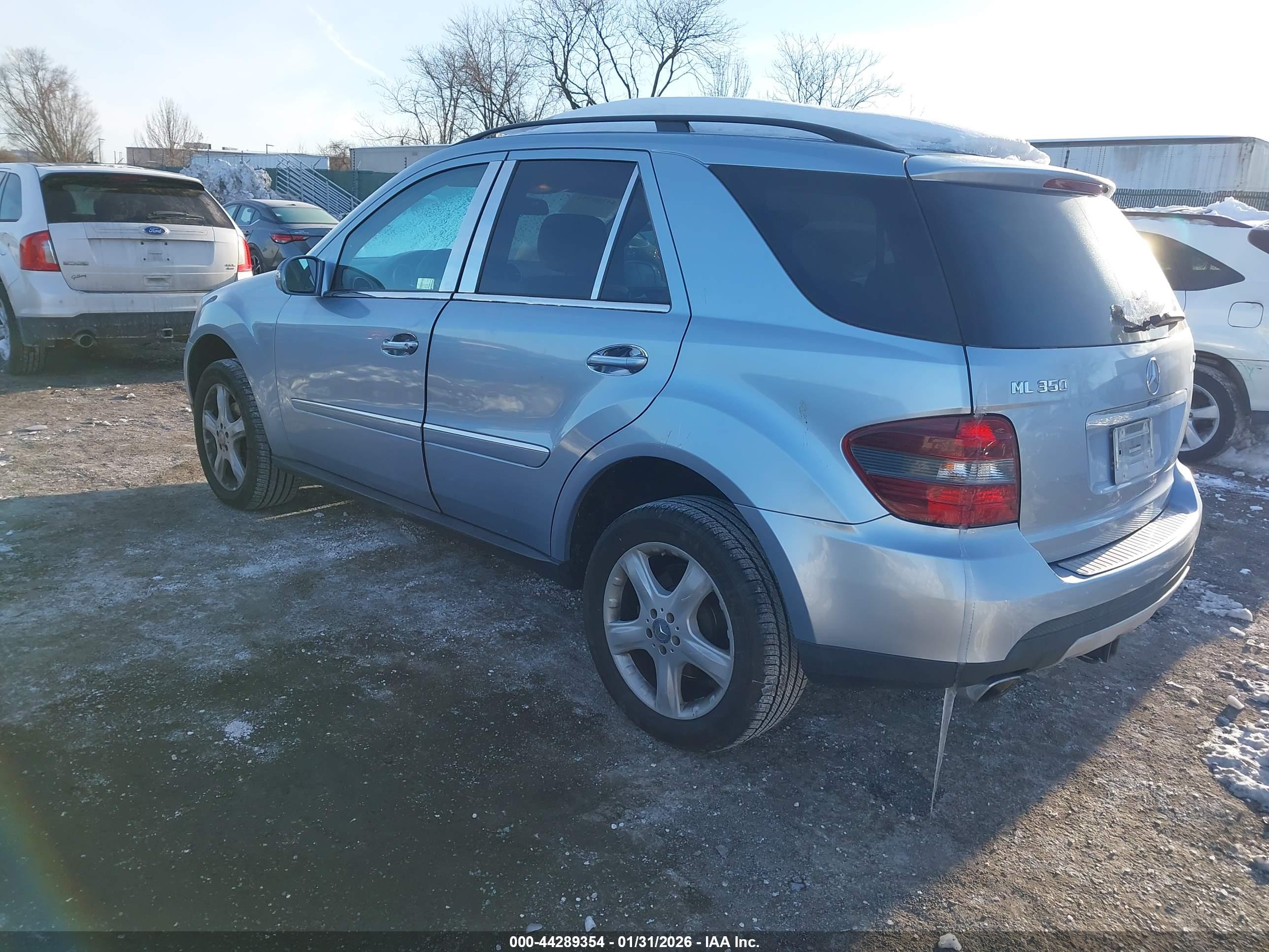 MERCEDES-BENZ ML image 3