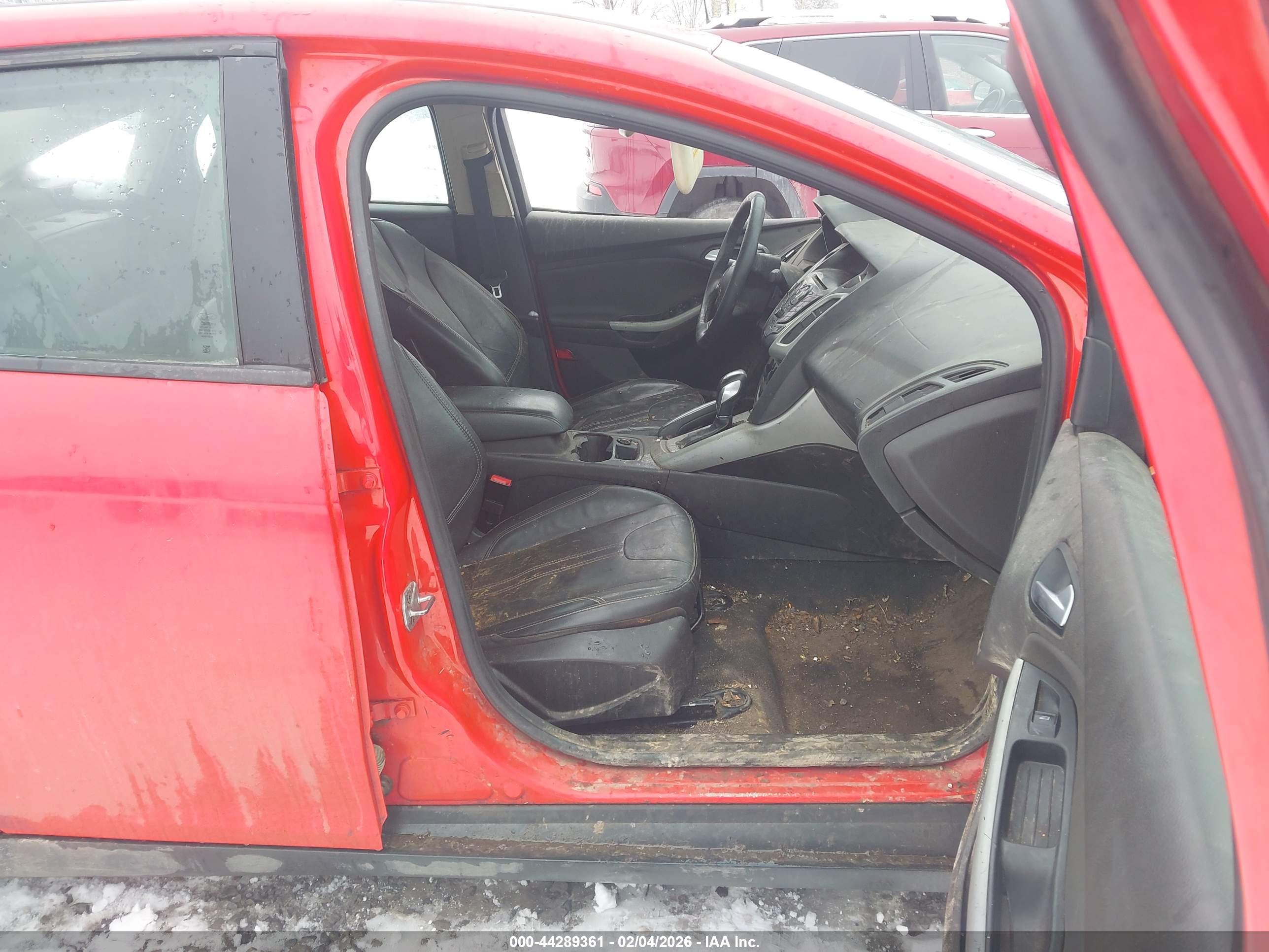 FORD FOCUS image 5