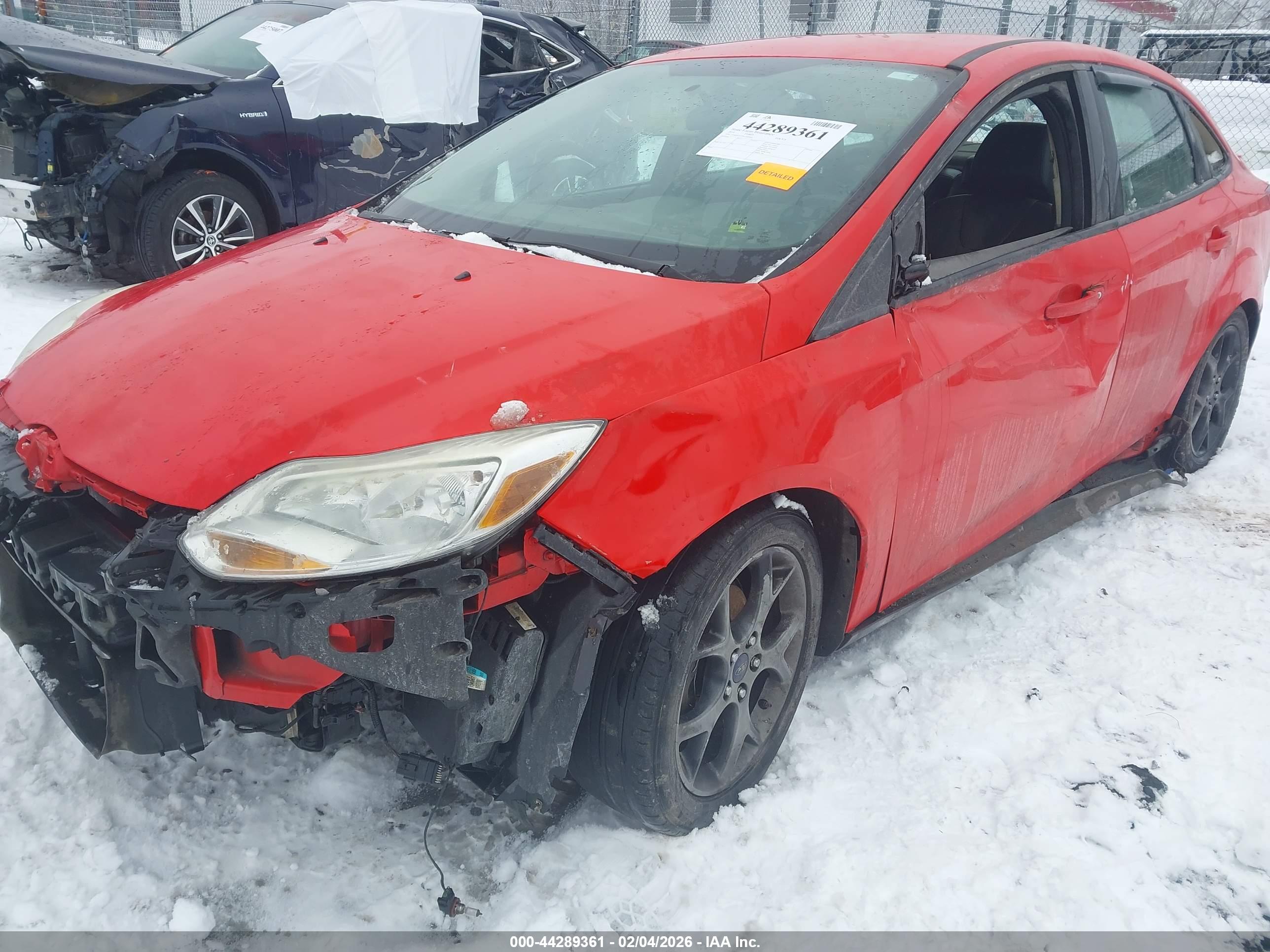FORD FOCUS image 6