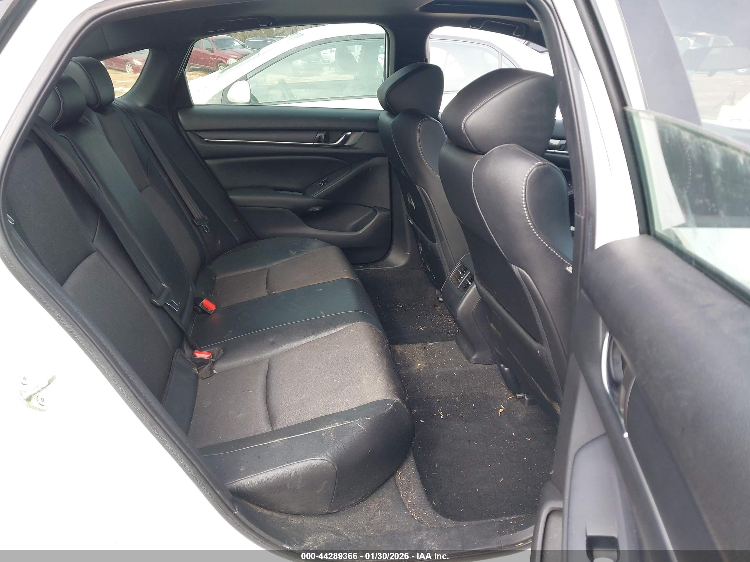 HONDA ACCORD image 8