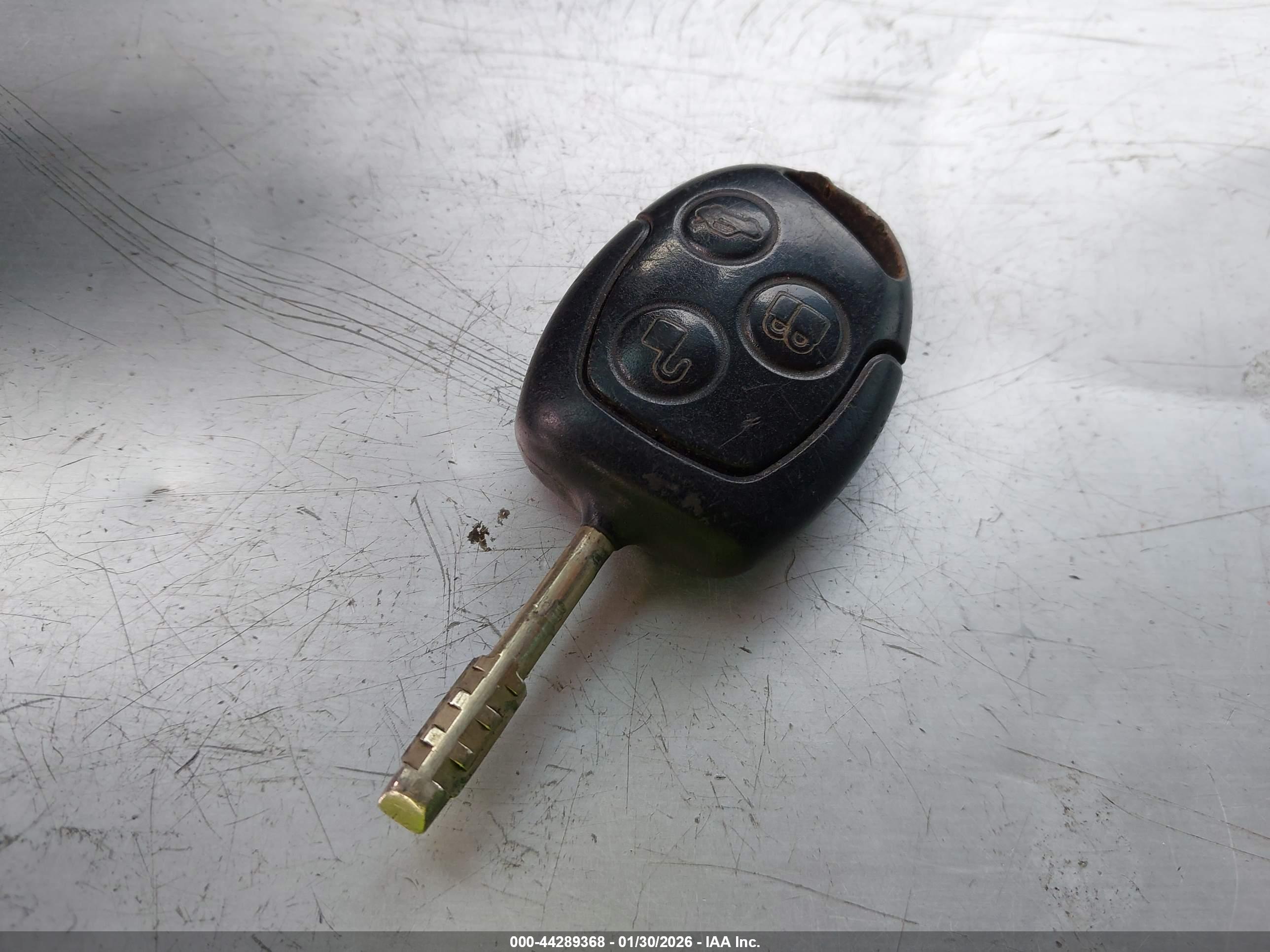 FORD TRANSIT image 11