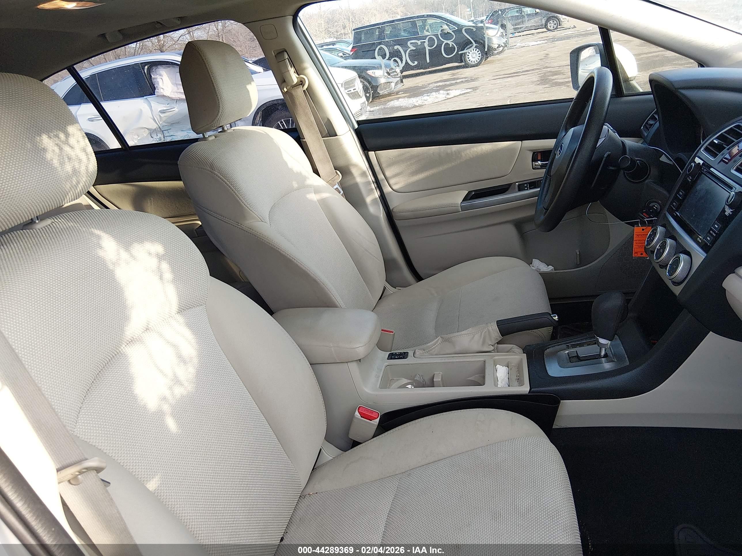 SUBARU XV image 5