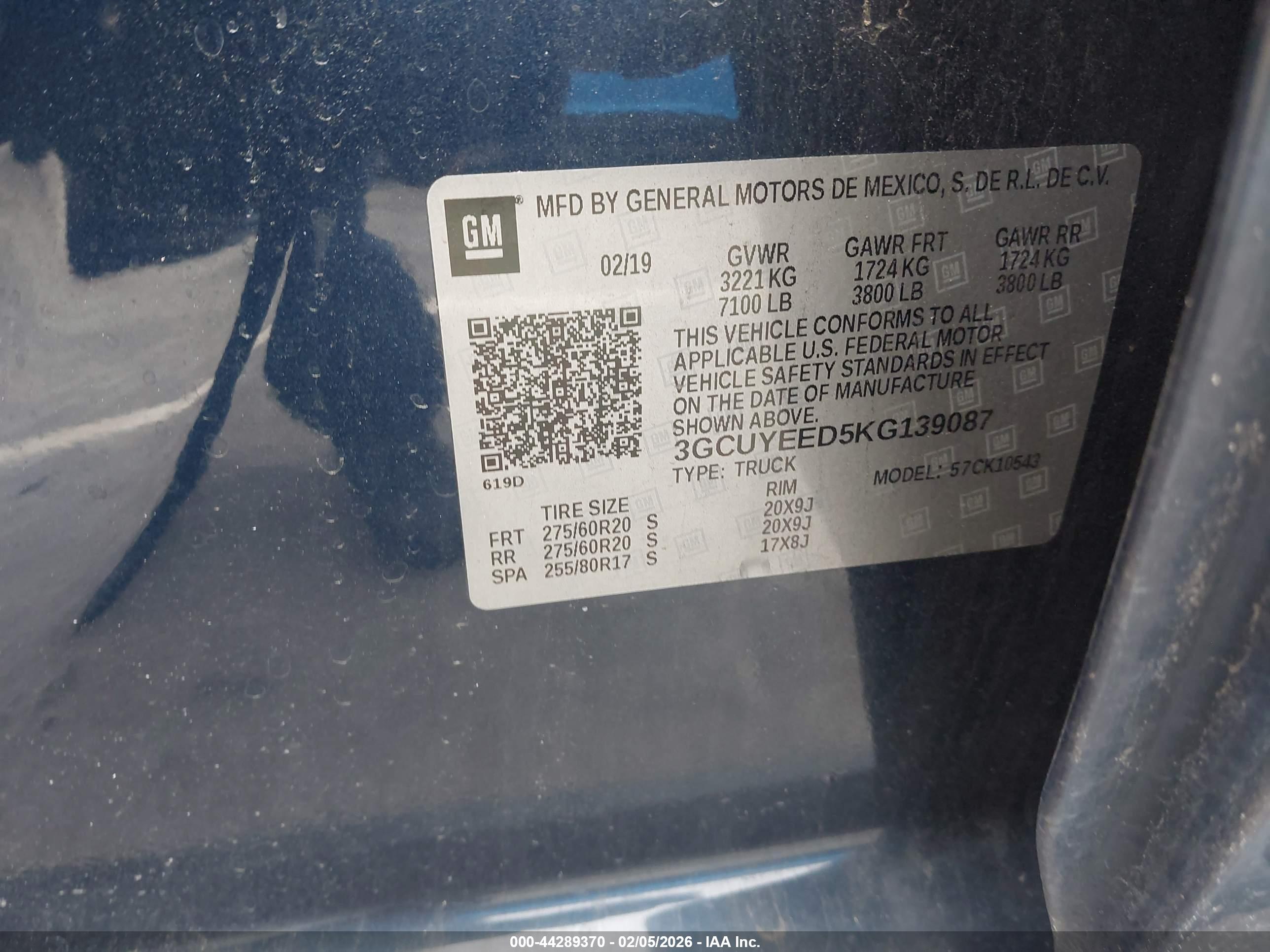 CHEVROLET SILVERADO image 9