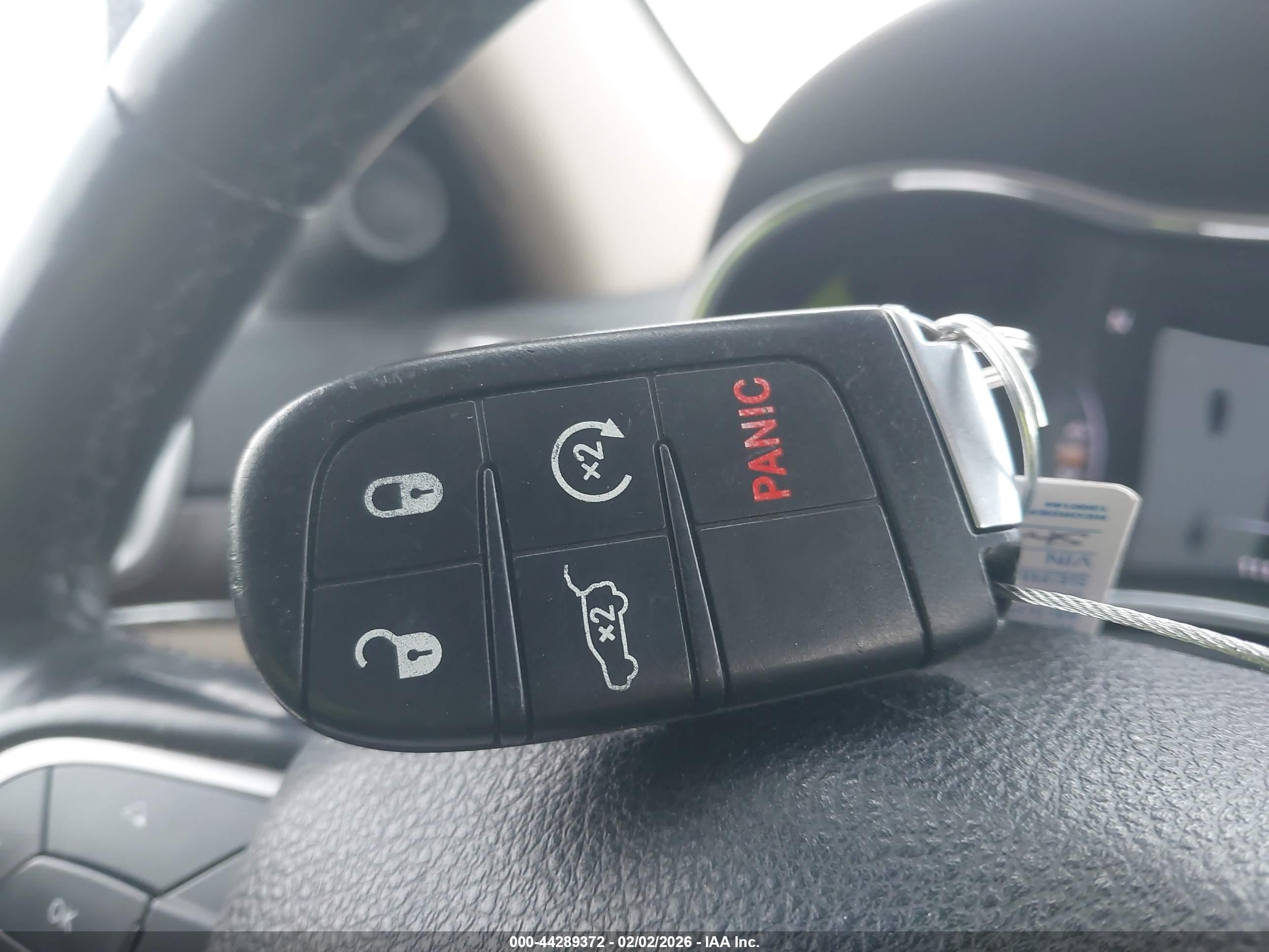 JEEP GRAND image 11
