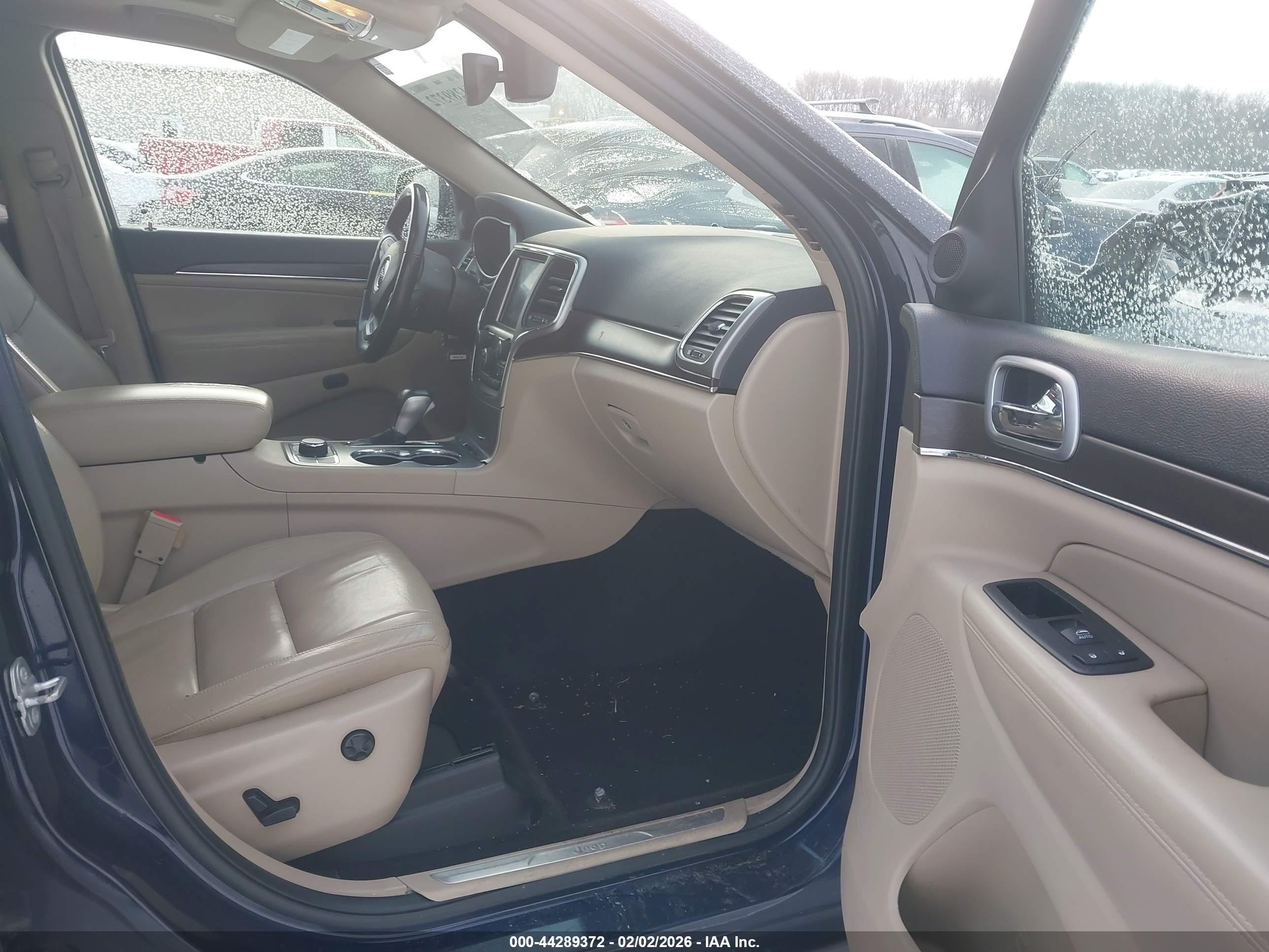 JEEP GRAND image 5
