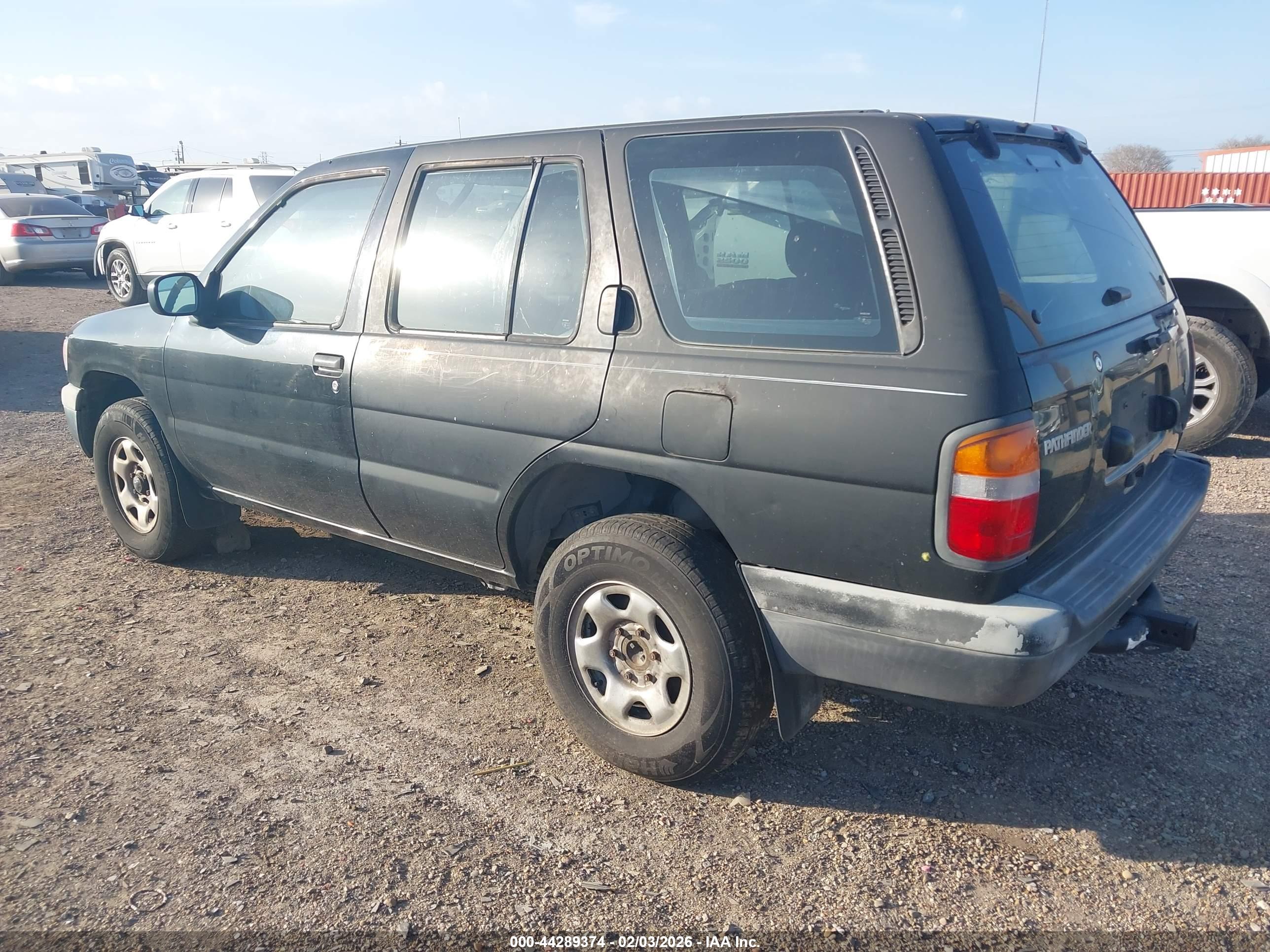 NISSAN PATHFINDER image 3