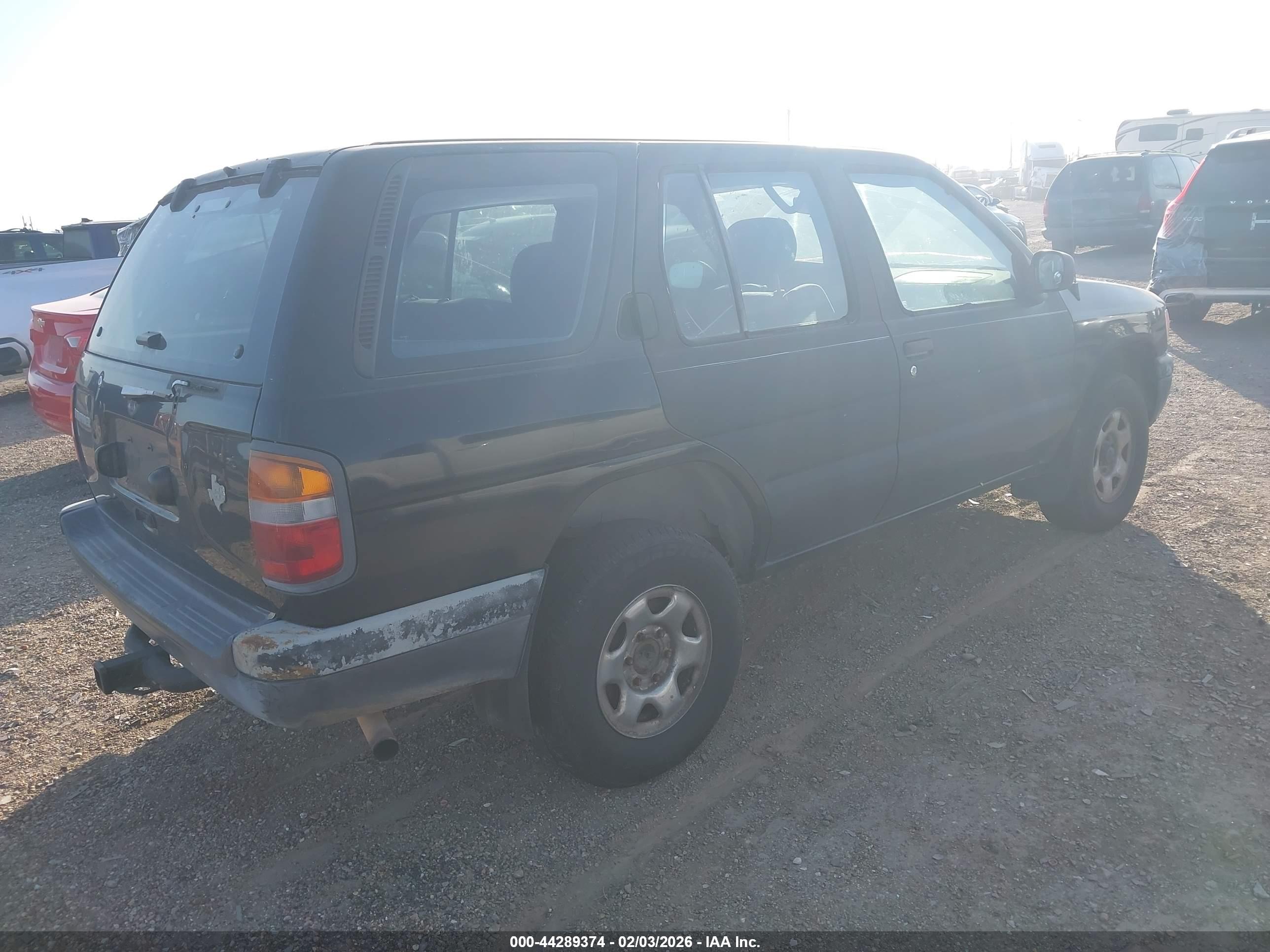 NISSAN PATHFINDER image 4