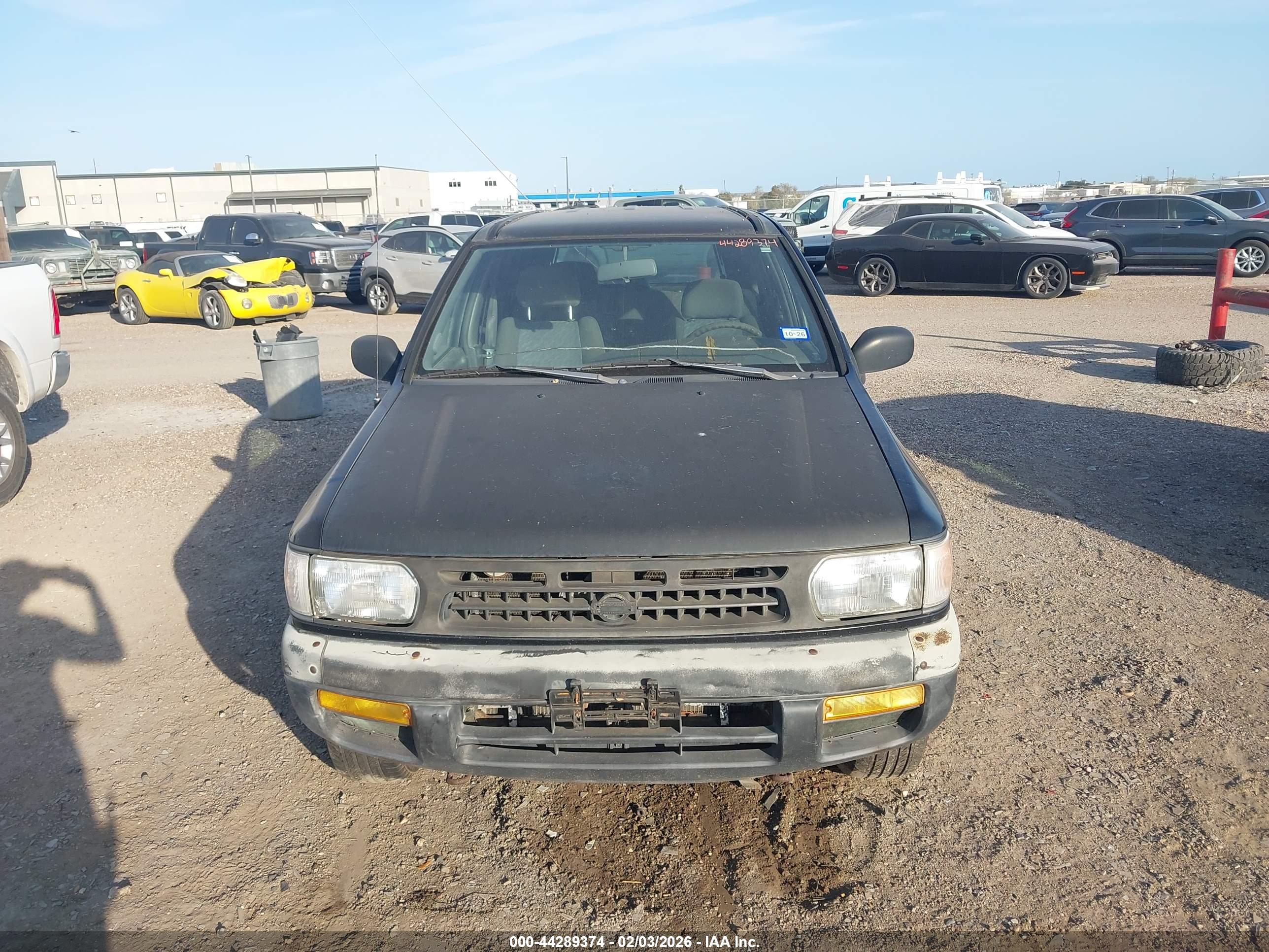 NISSAN PATHFINDER image 6