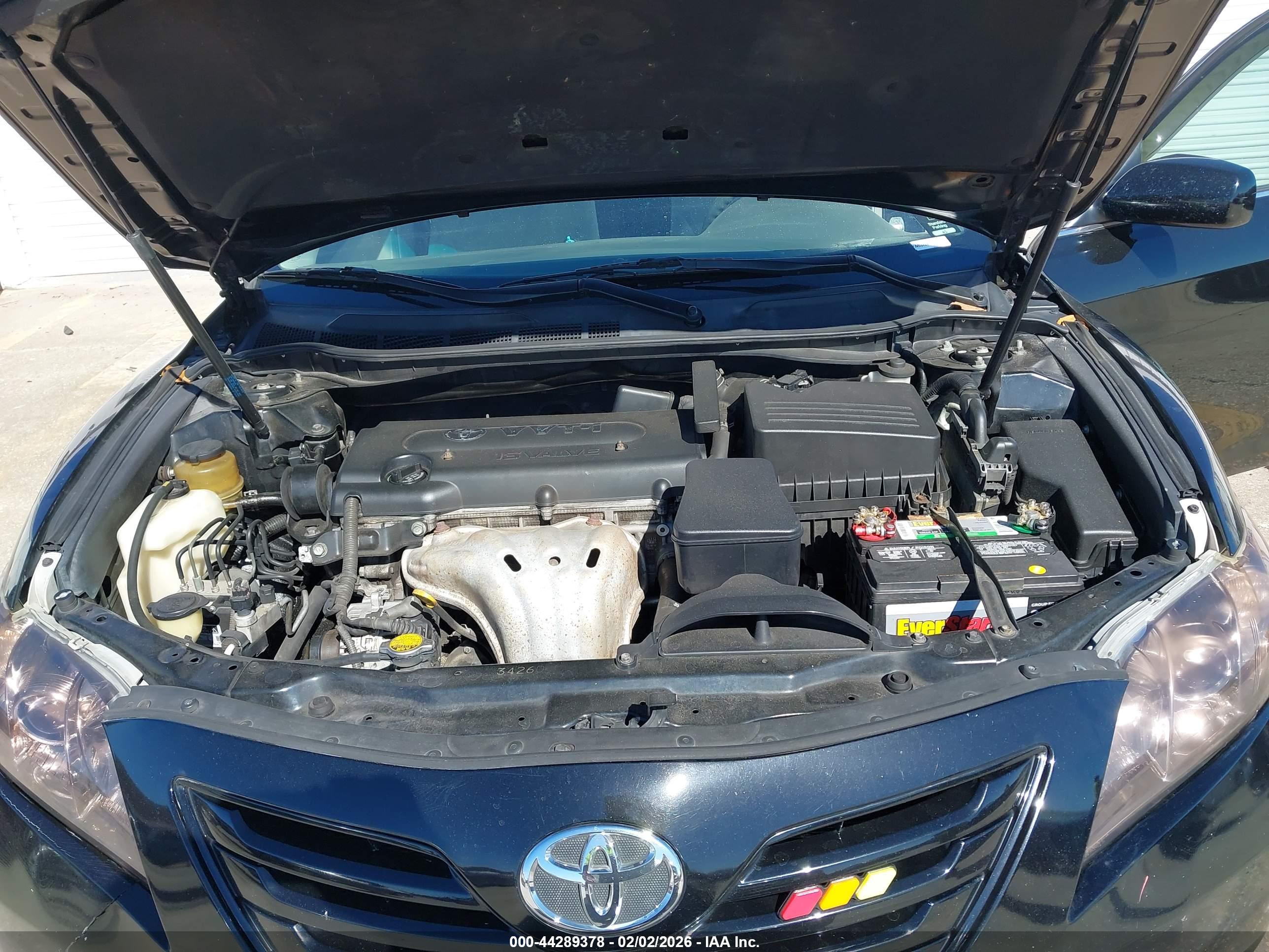 TOYOTA CAMRY image 10
