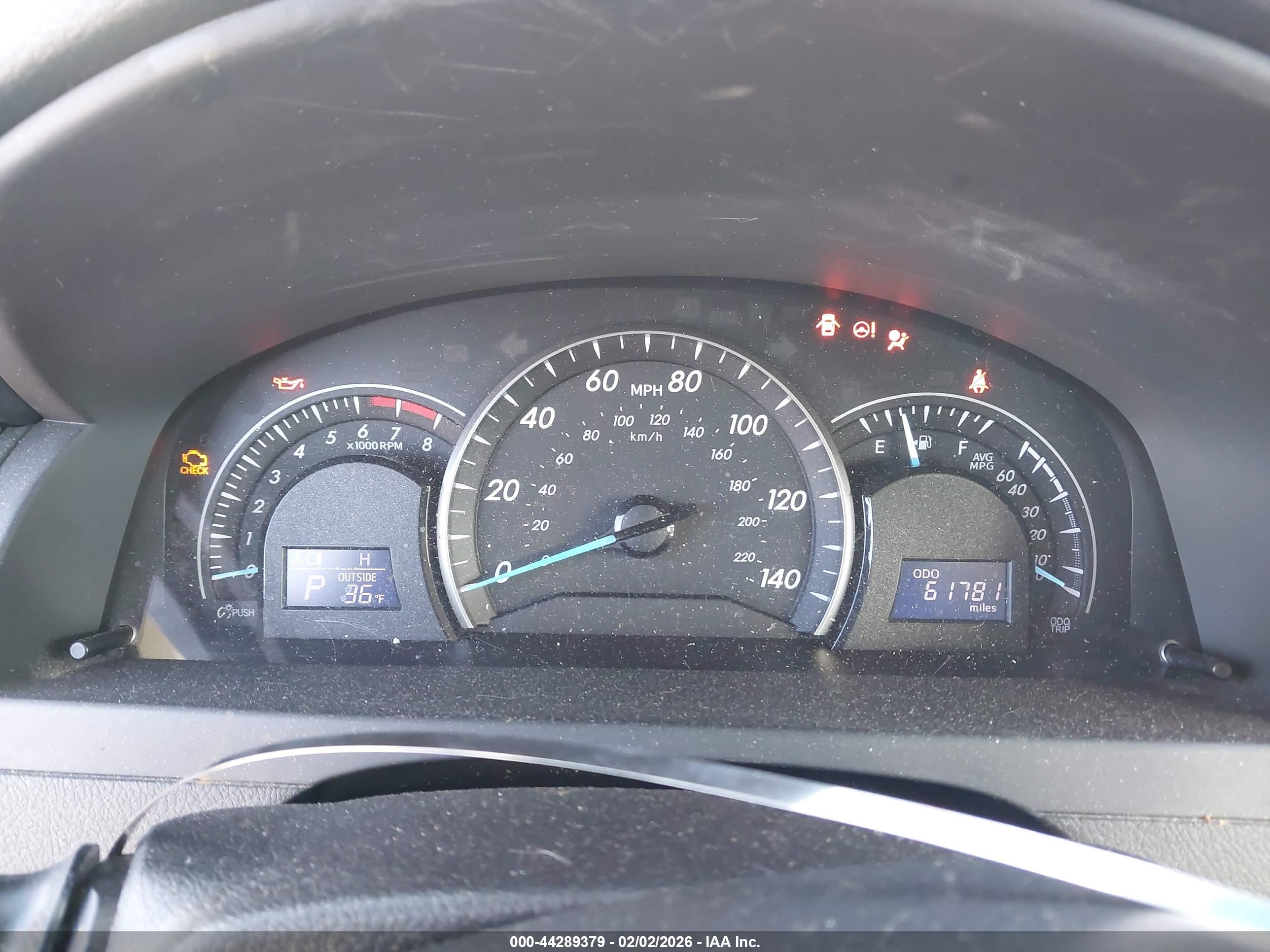 TOYOTA CAMRY image 7