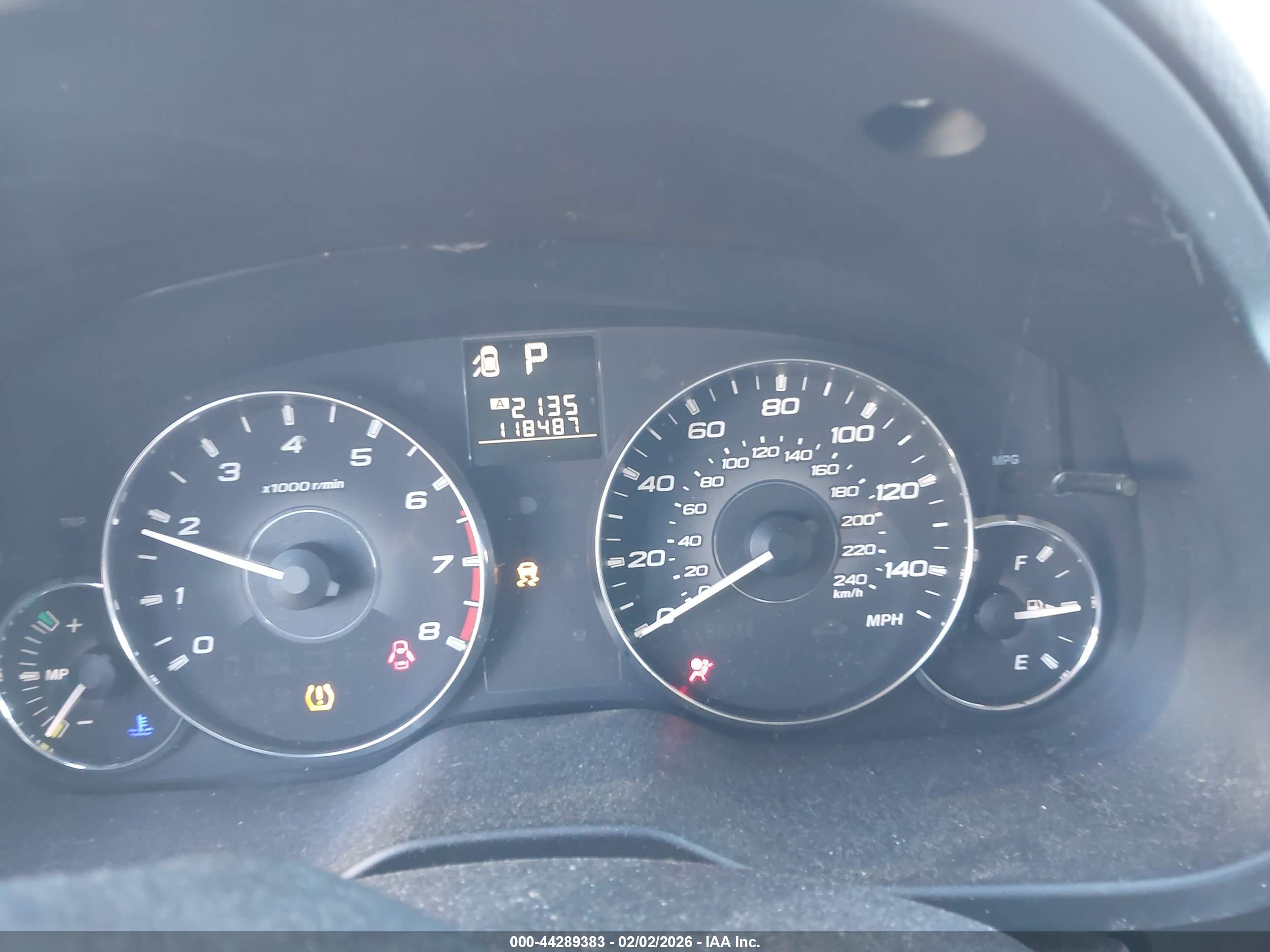 SUBARU OUTBACK image 7