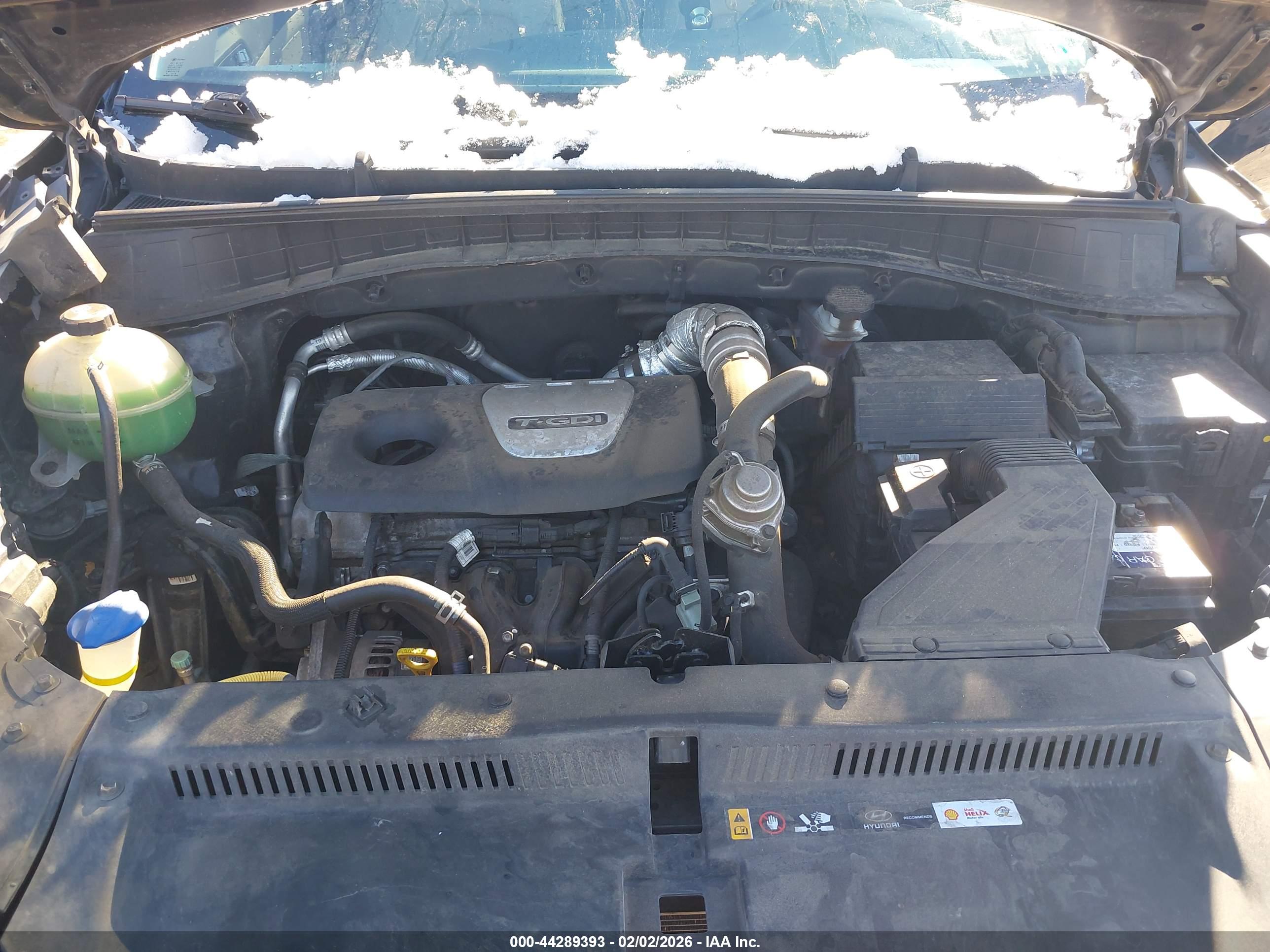 HYUNDAI TUCSON image 10