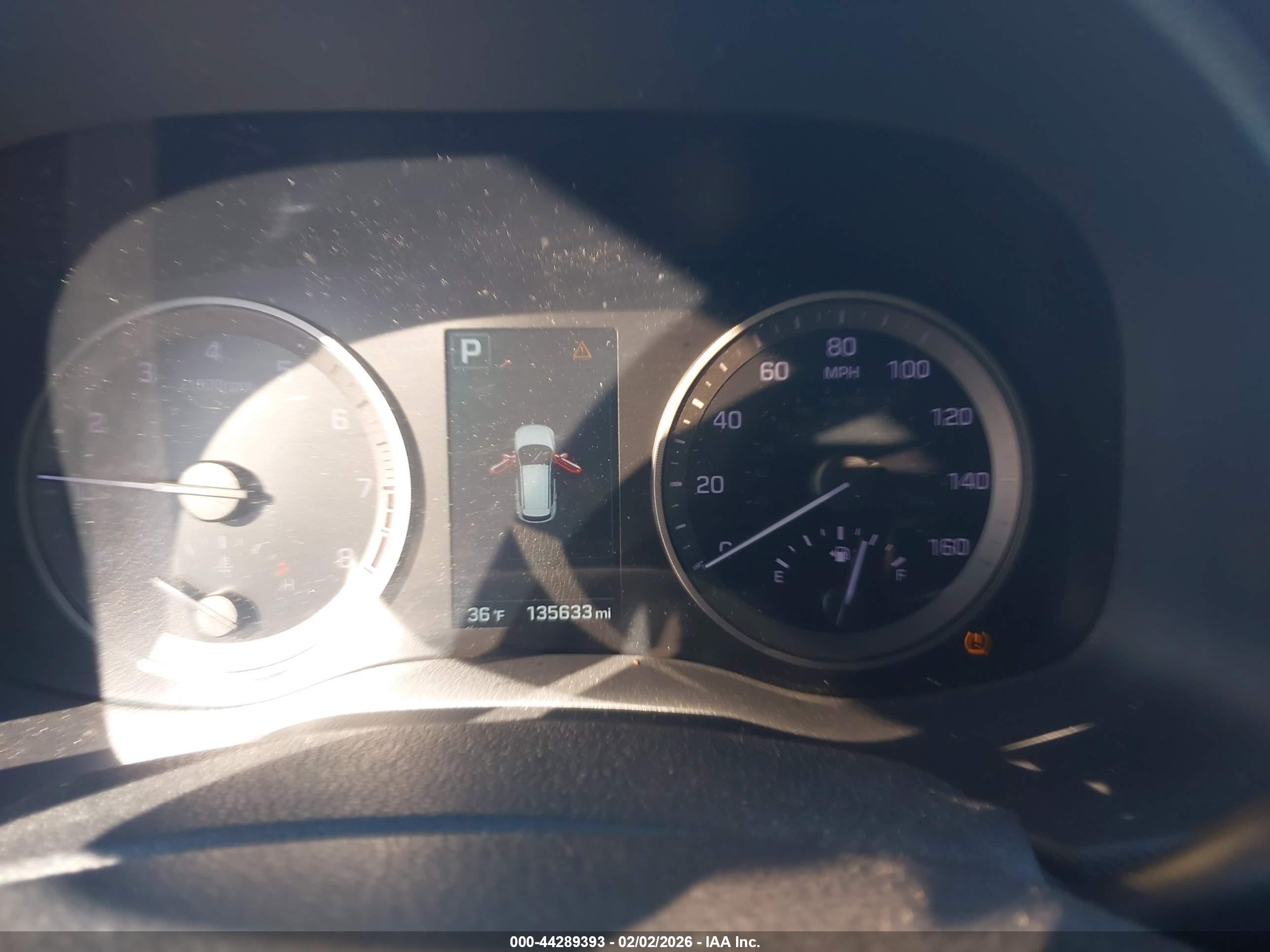 HYUNDAI TUCSON image 7