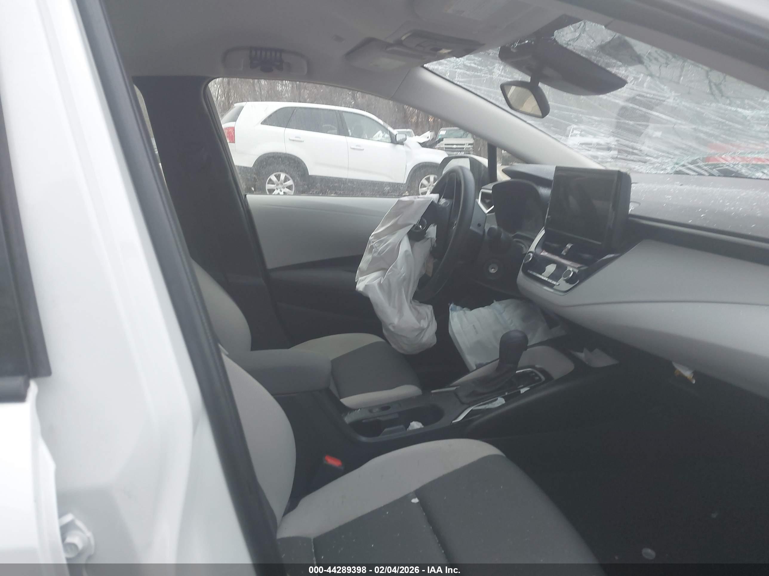 TOYOTA COROLLA image 5