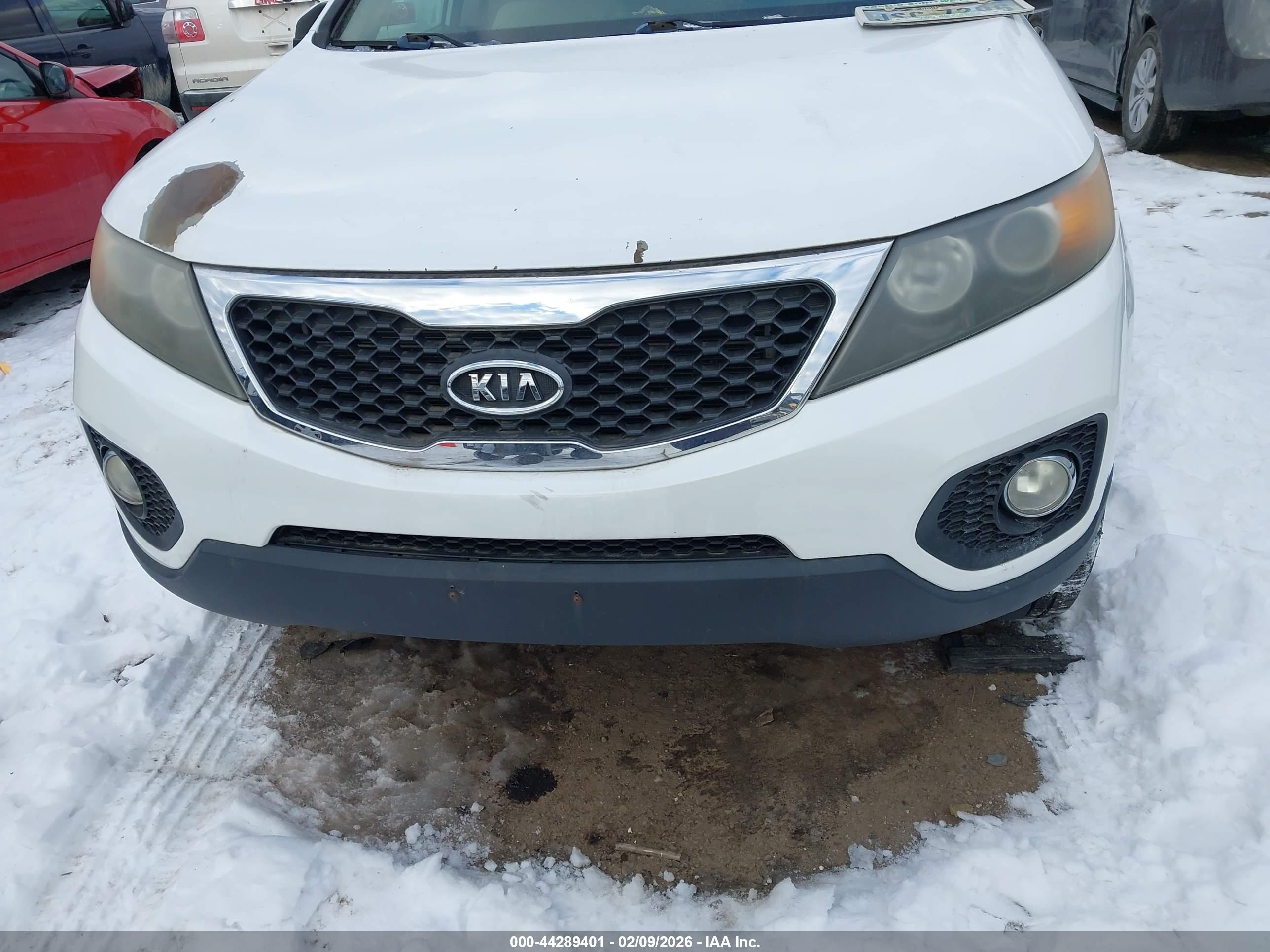 KIA SORENTO image 6