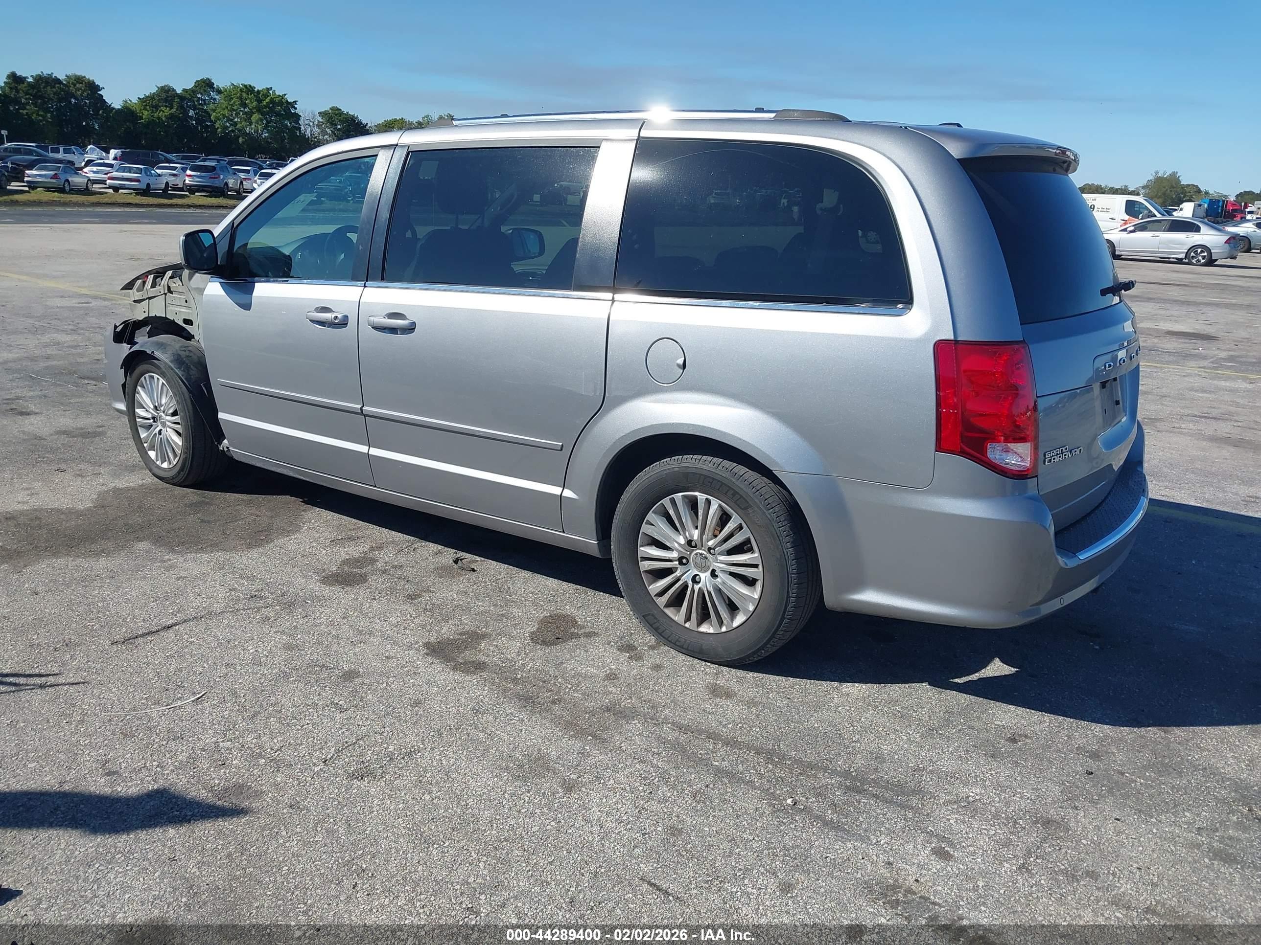 DODGE GRAND image 3