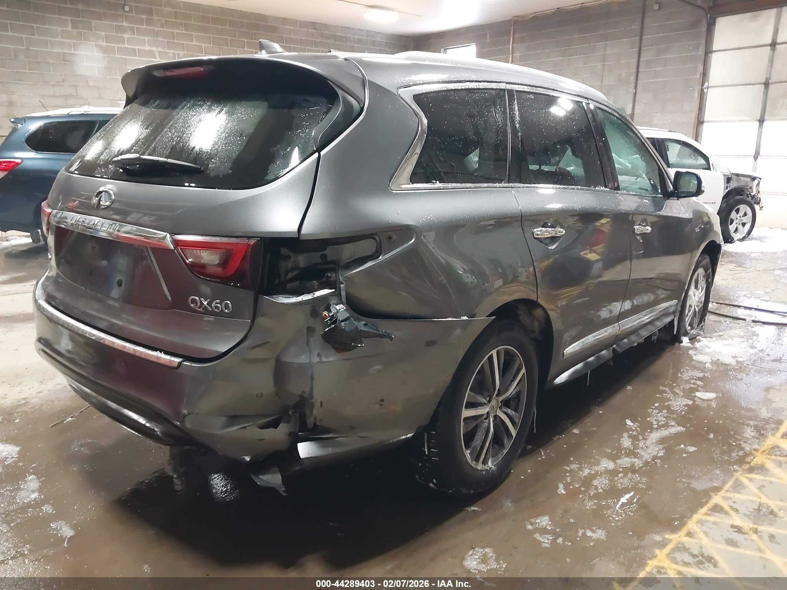 INFINITI QX60 image 4