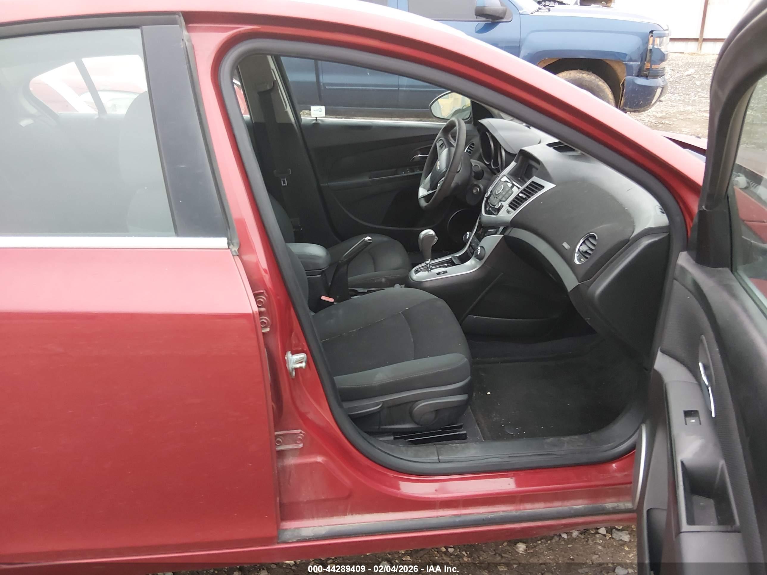 CHEVROLET CRUZE image 5